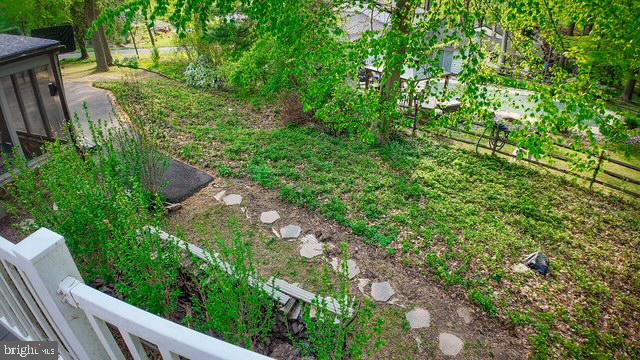 CREEKWOOD - Residential