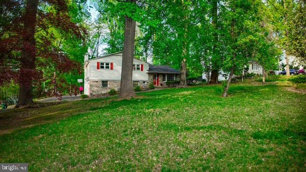 Photo of 113 Creekwood Drive, FEASTERVILLE TREVOSE, PA 19053 (MLS # PABU2095768)
