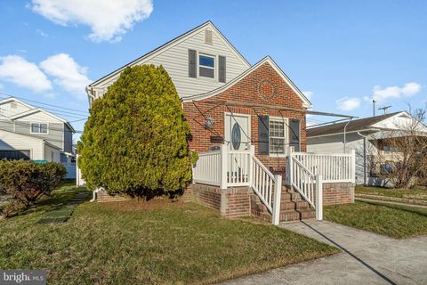 Homes For Sale - 7 N Jerome Avenue<br/> MARGATE CITY, NJ 08402