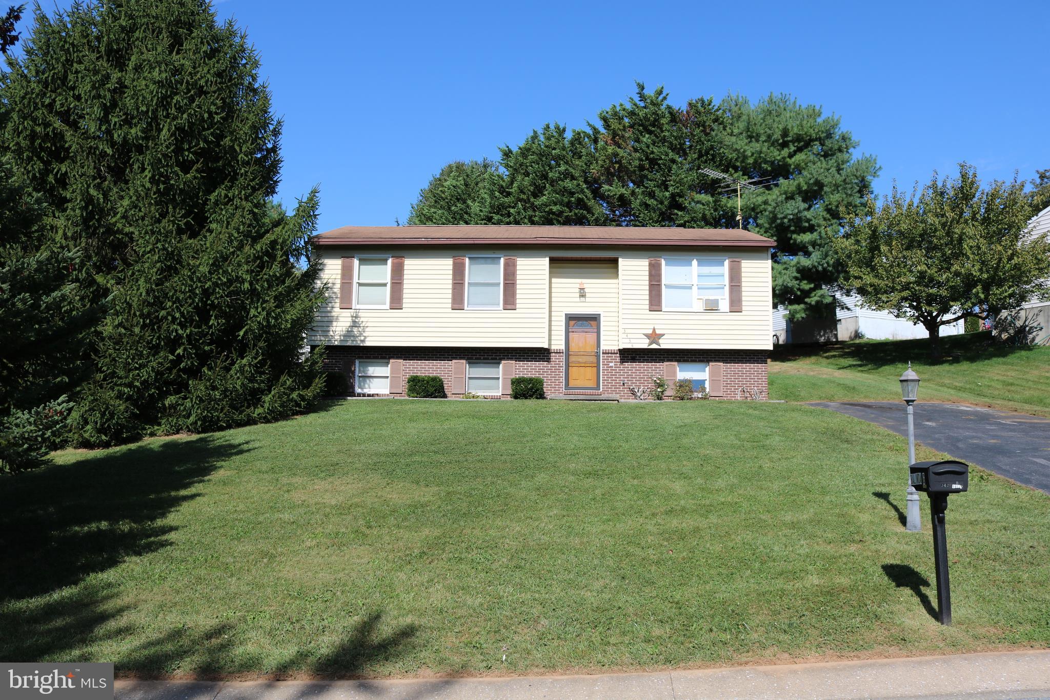 WHISPERING VALLEY - Residential