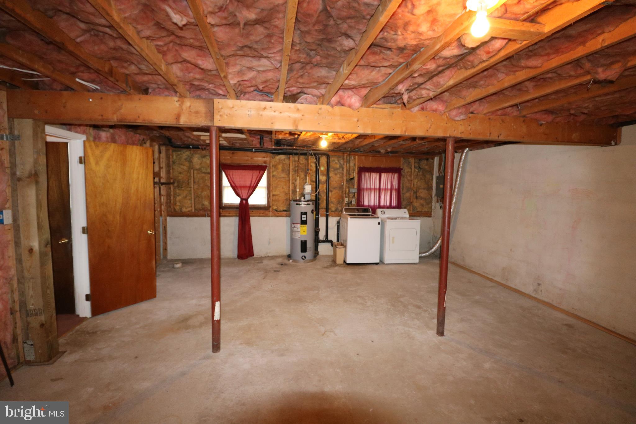 WHISPERING VALLEY - Residential