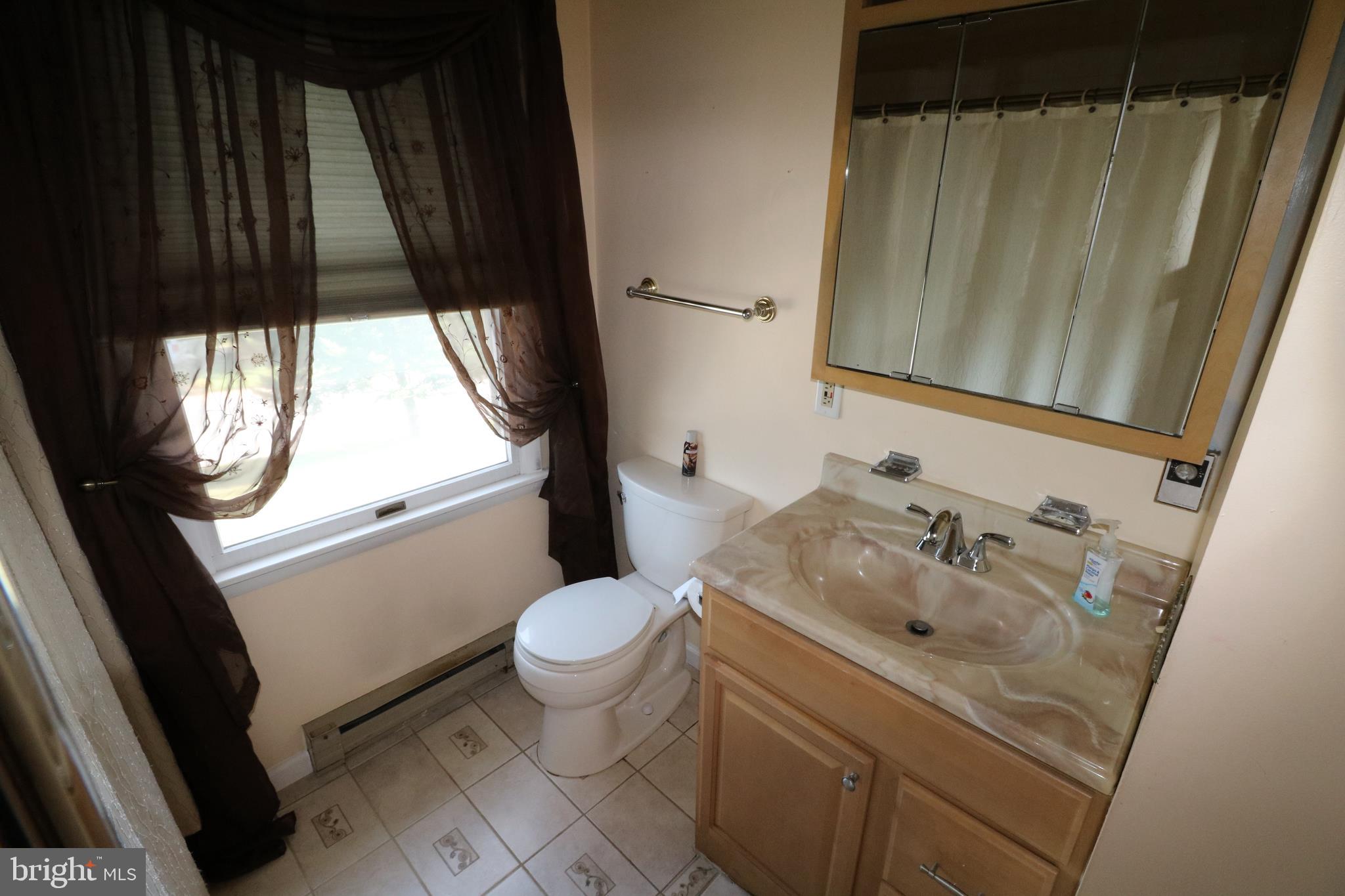 WHISPERING VALLEY - Residential