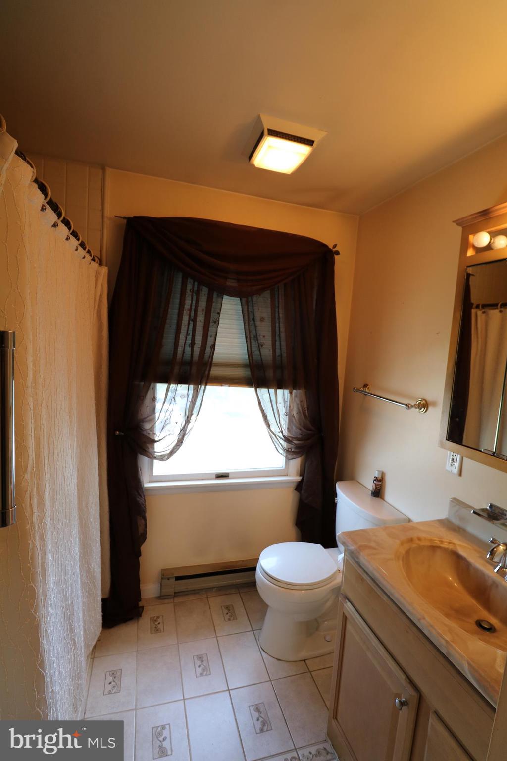 WHISPERING VALLEY - Residential