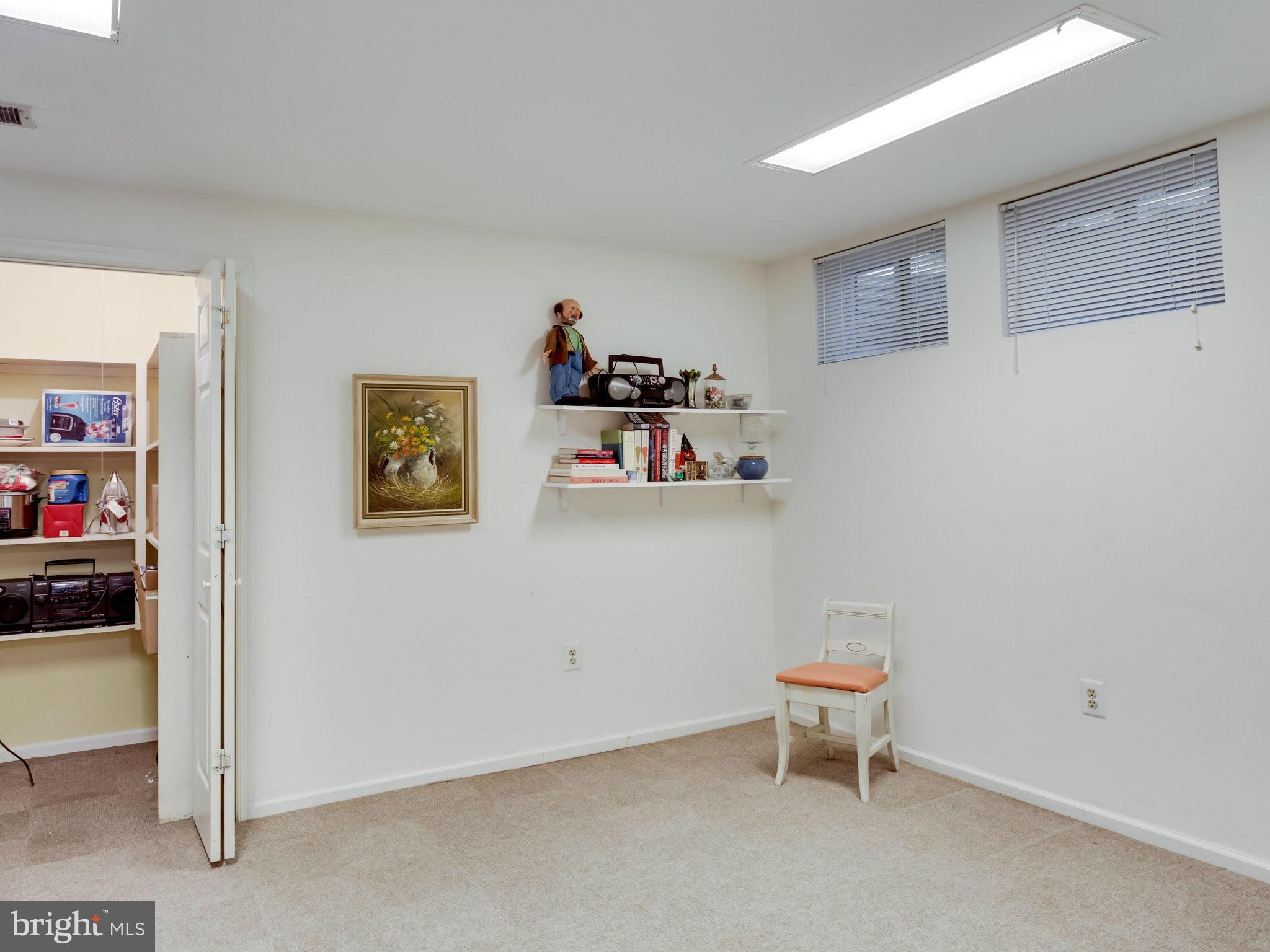 BURKE CENTRE - Residential