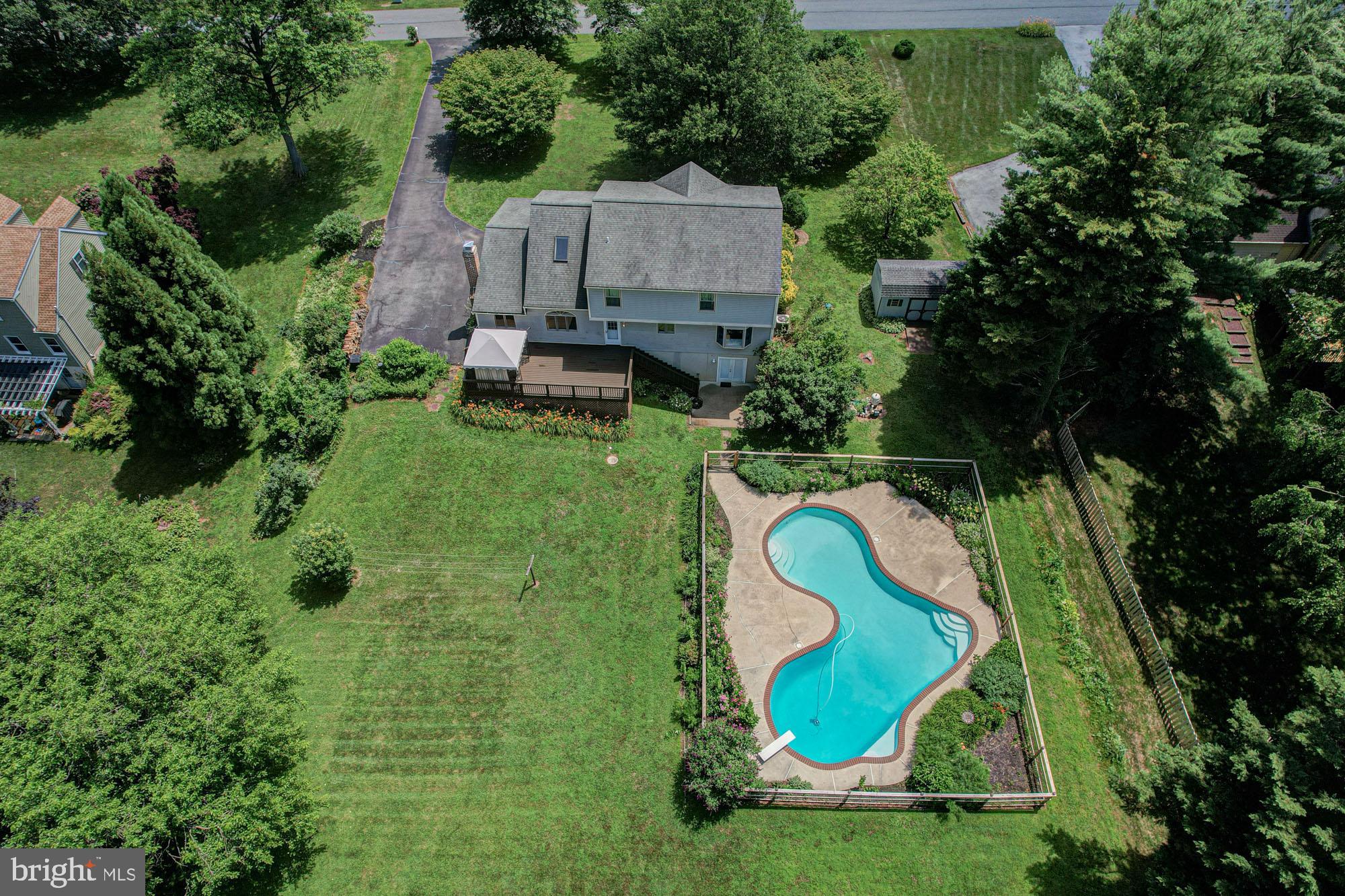 107 SCOTTS GLEN ROAD