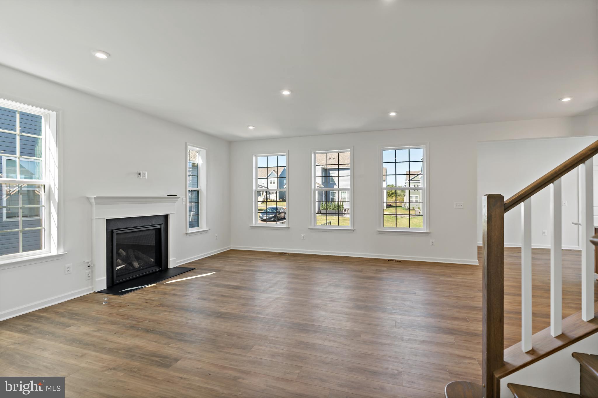 HUNTFIELD - Residential