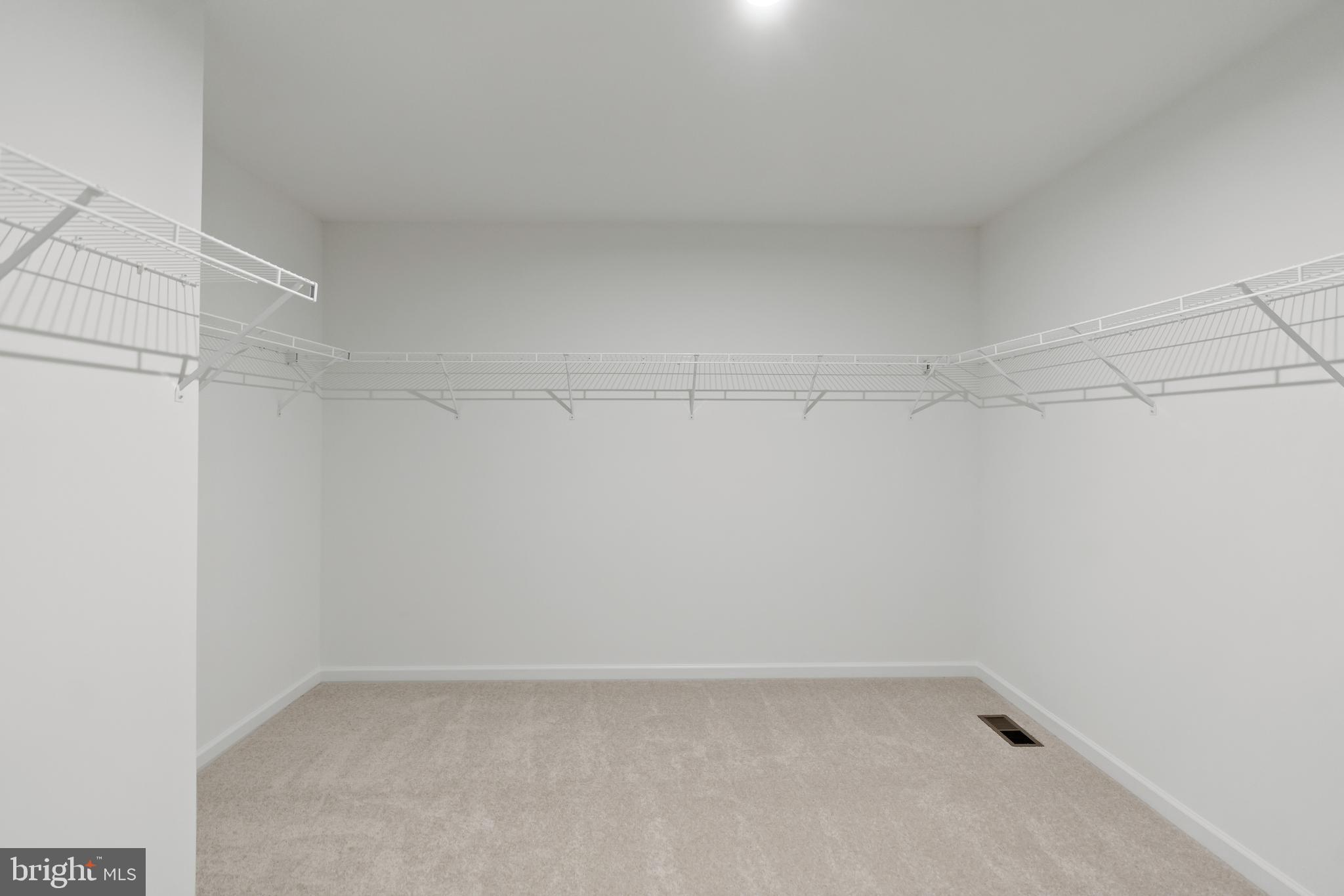 HUNTFIELD - Residential