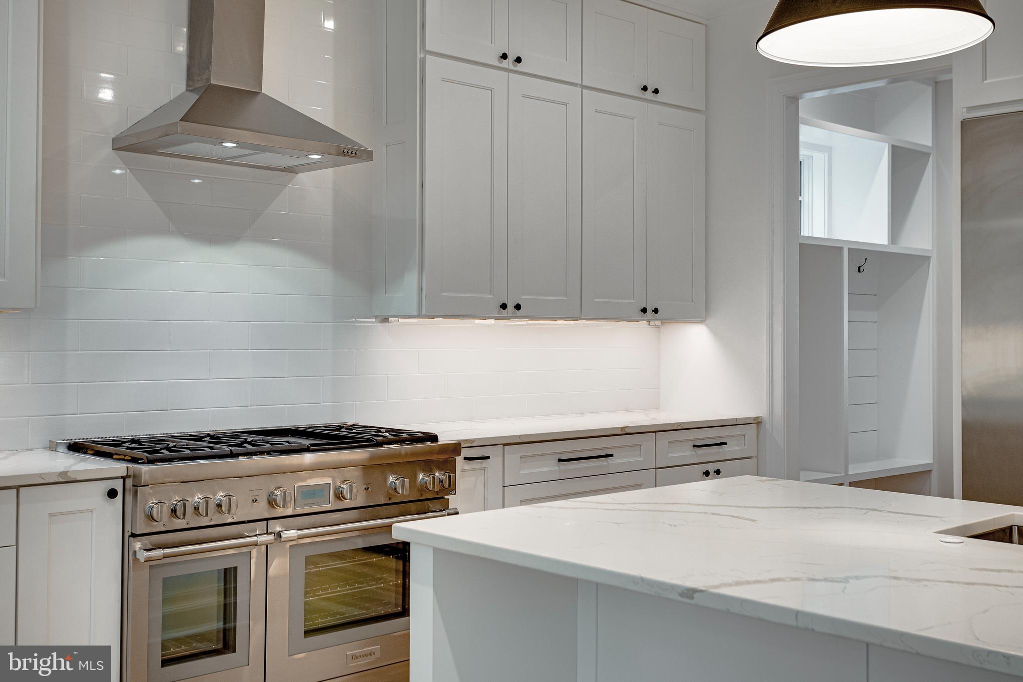 KENWOOD PARK - Residential