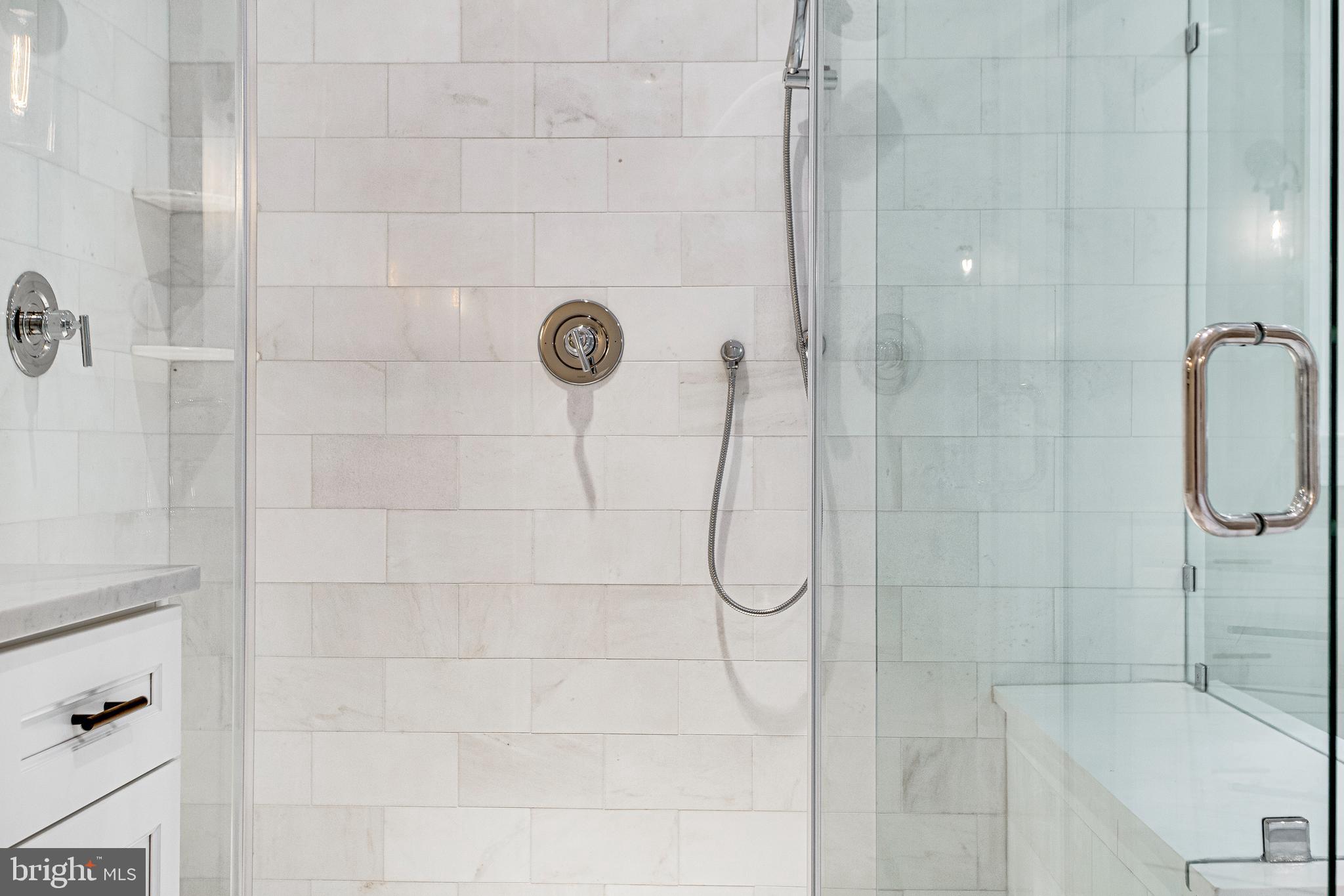 KENWOOD PARK - Residential