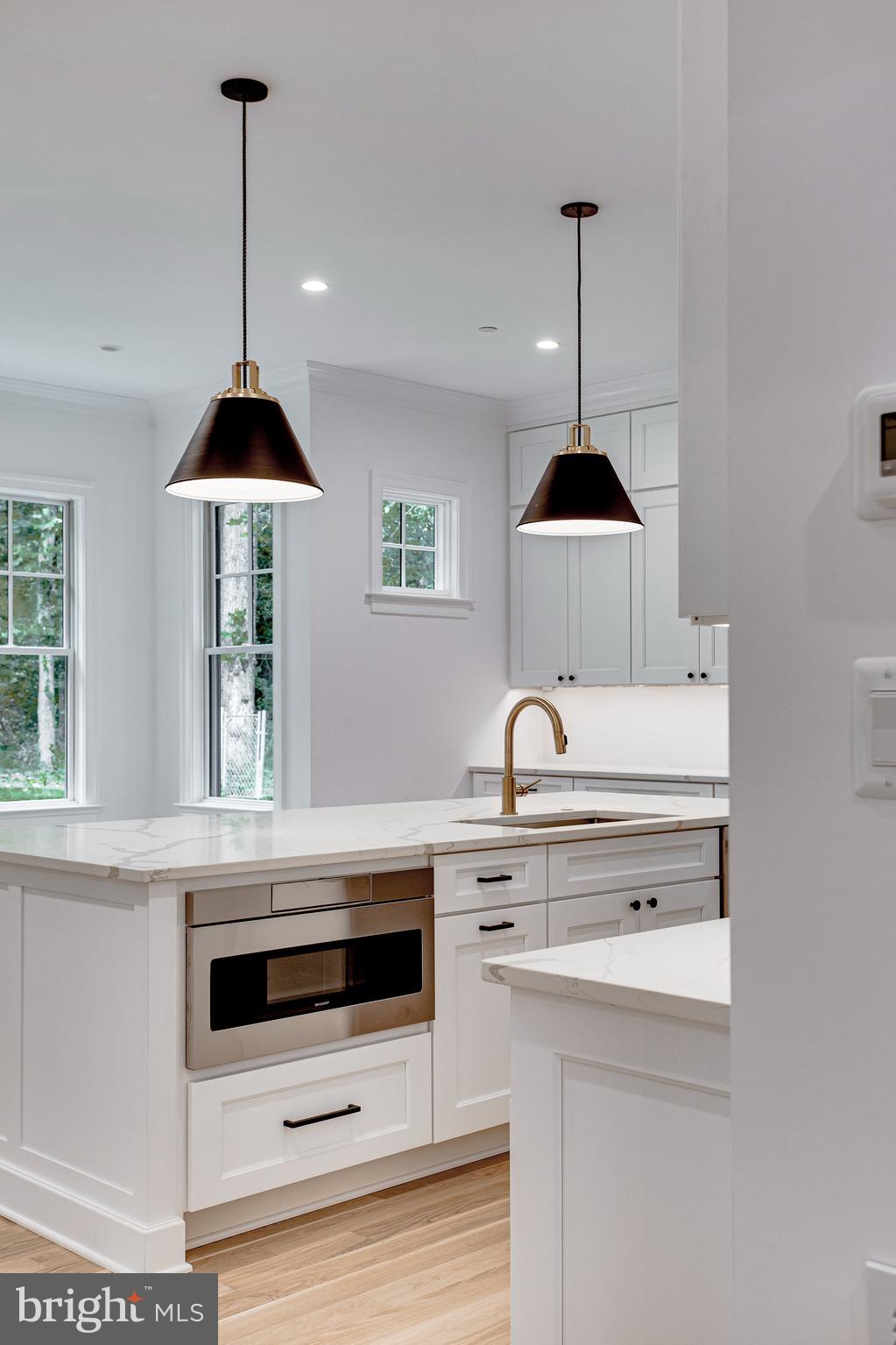 KENWOOD PARK - Residential