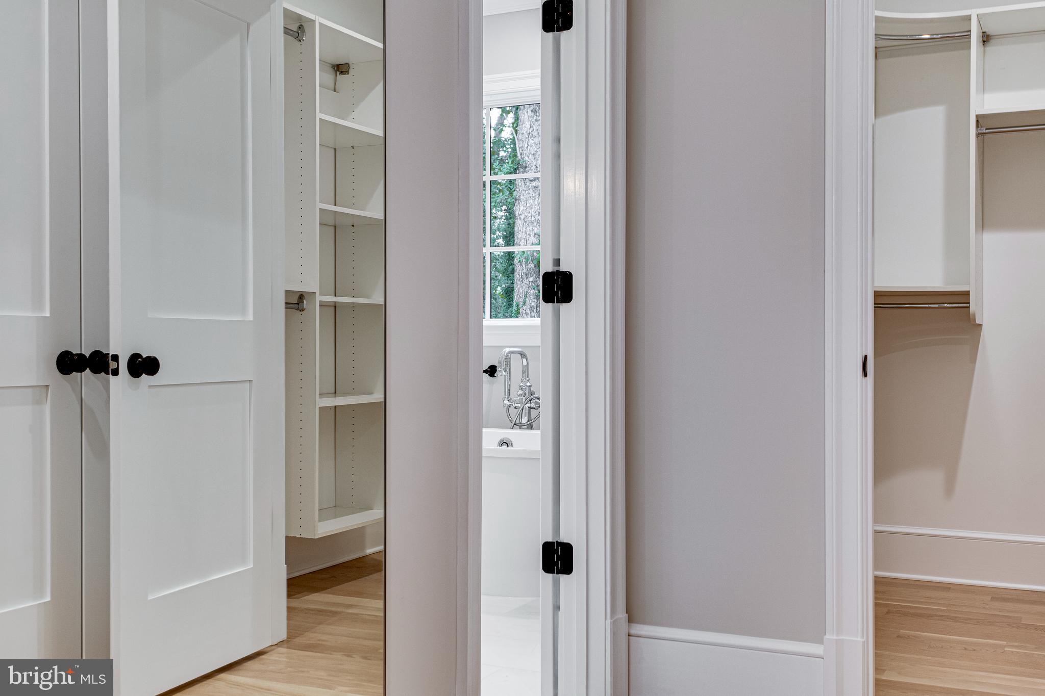 KENWOOD PARK - Residential