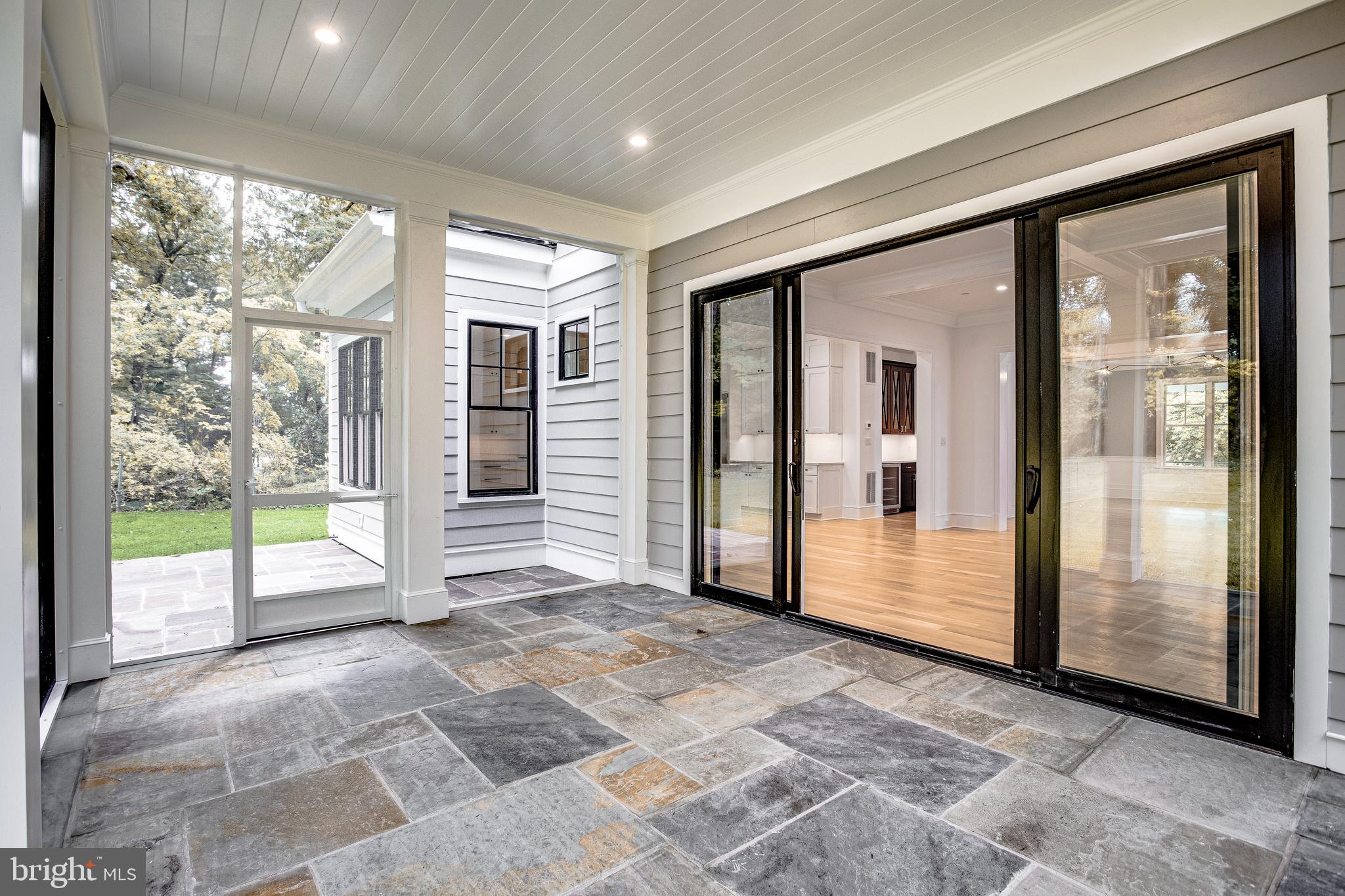 KENWOOD PARK - Residential