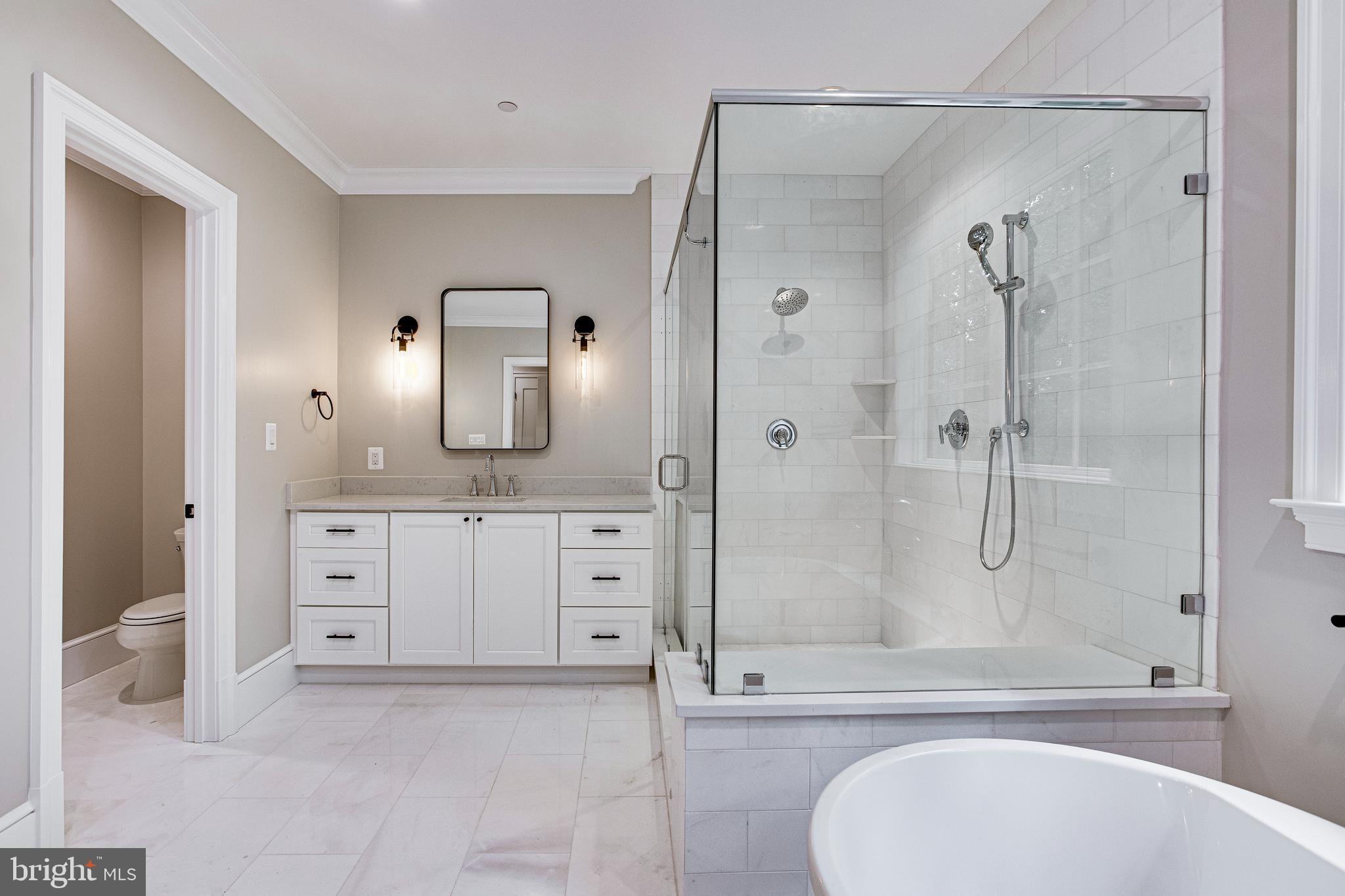 KENWOOD PARK - Residential