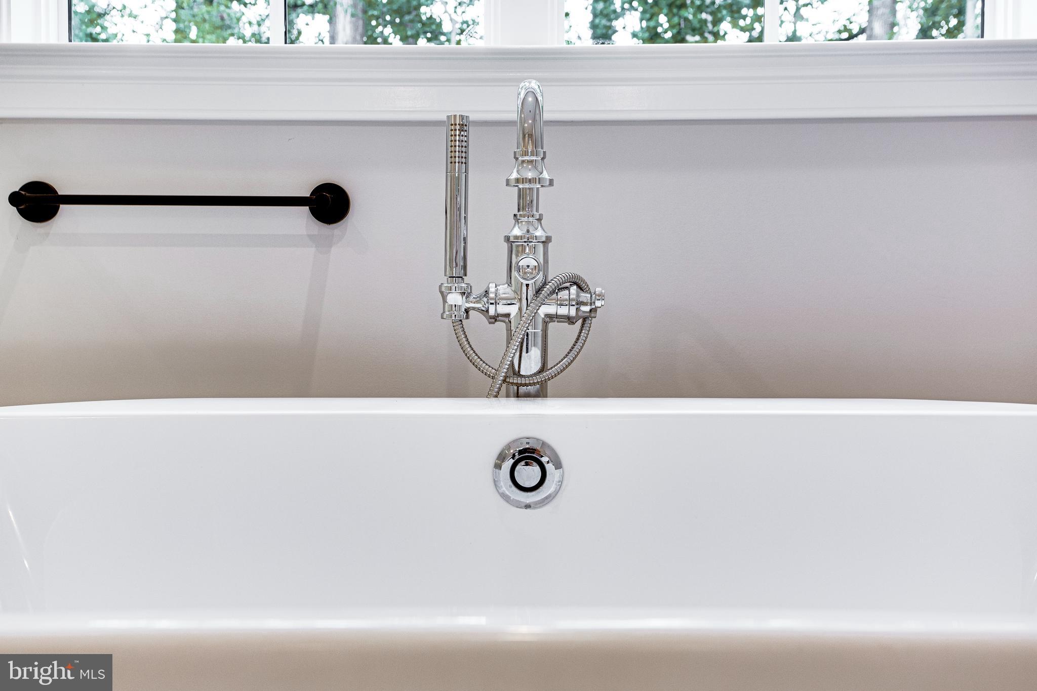 KENWOOD PARK - Residential