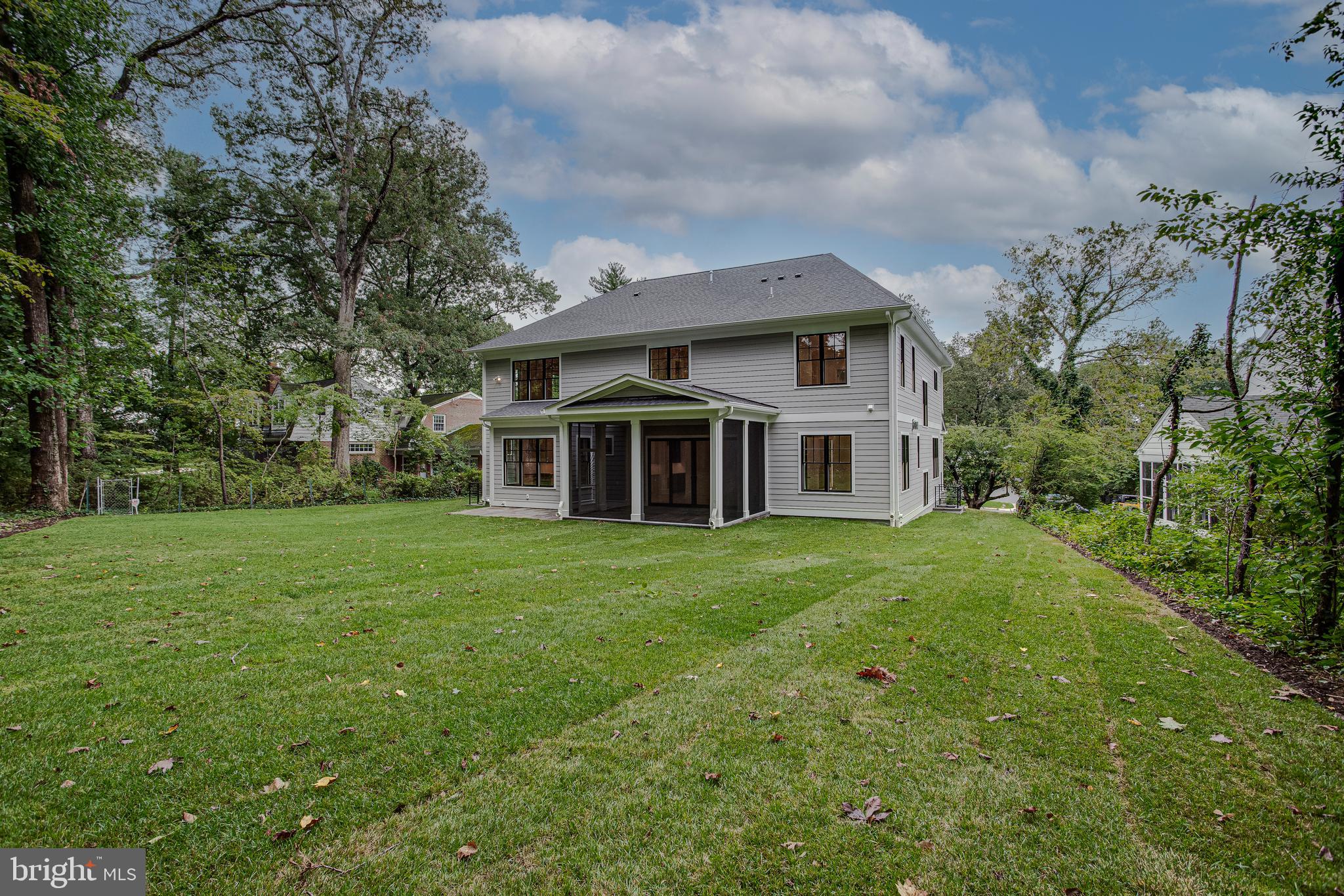 KENWOOD PARK - Residential