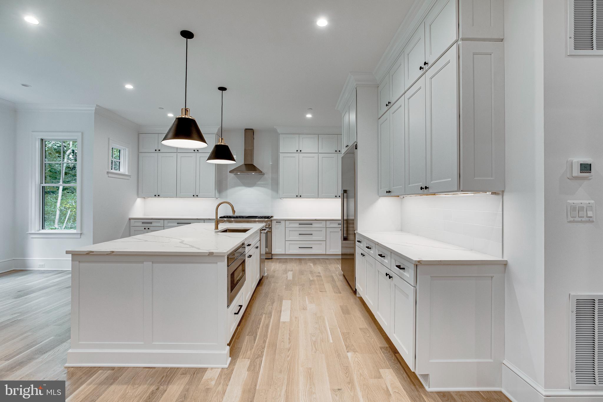 KENWOOD PARK - Residential