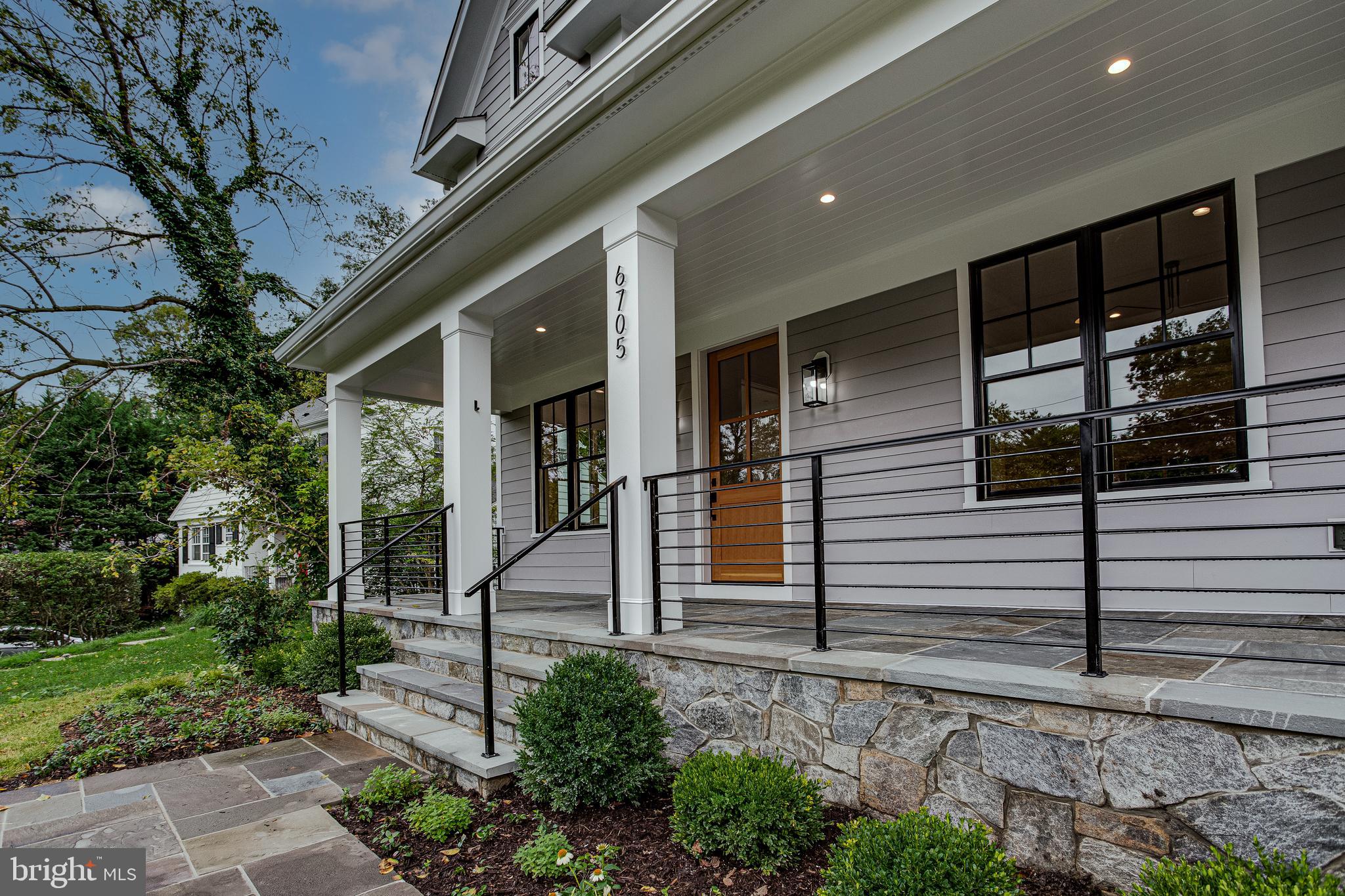 KENWOOD PARK - Residential