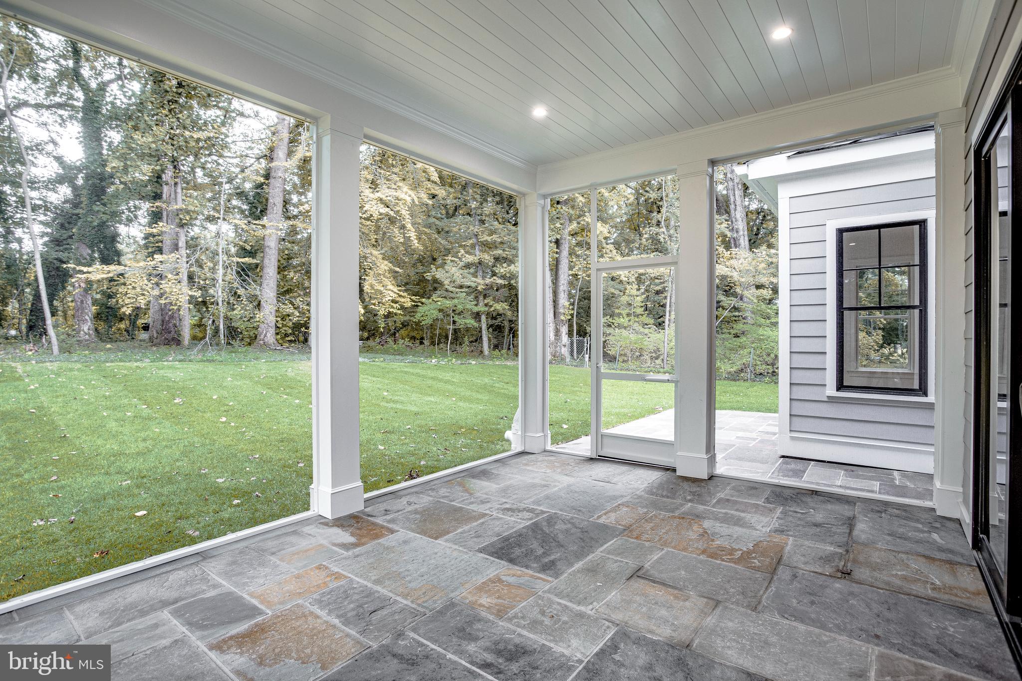 KENWOOD PARK - Residential