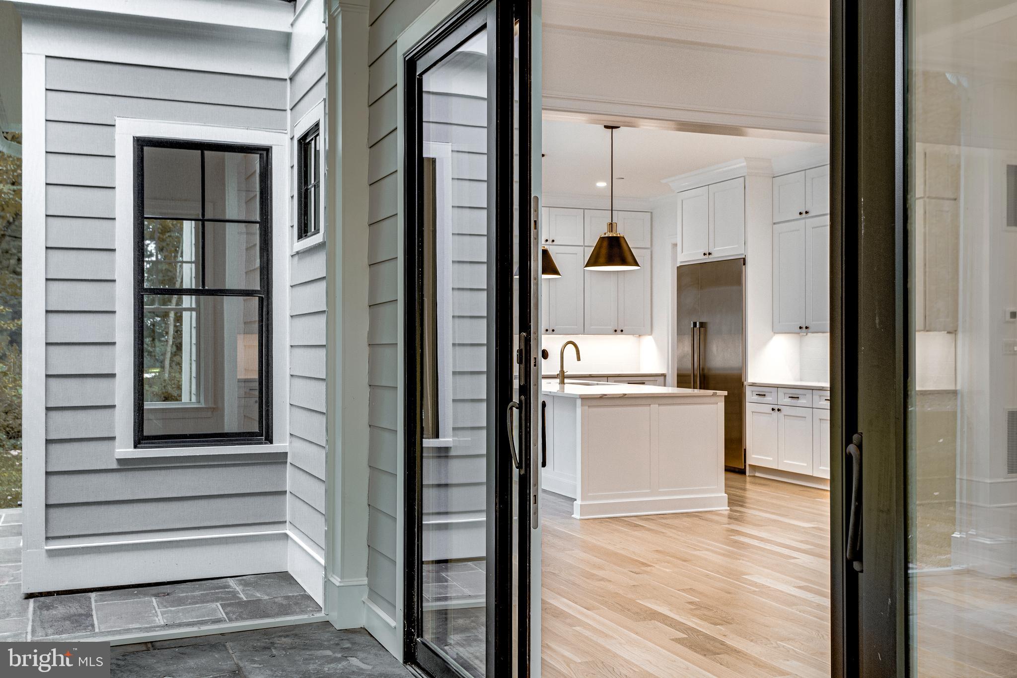 KENWOOD PARK - Residential