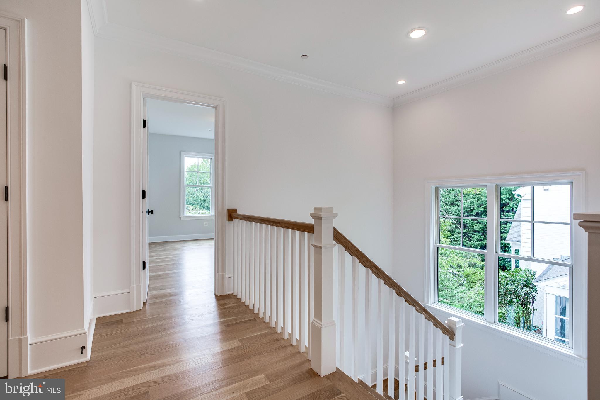 KENWOOD PARK - Residential