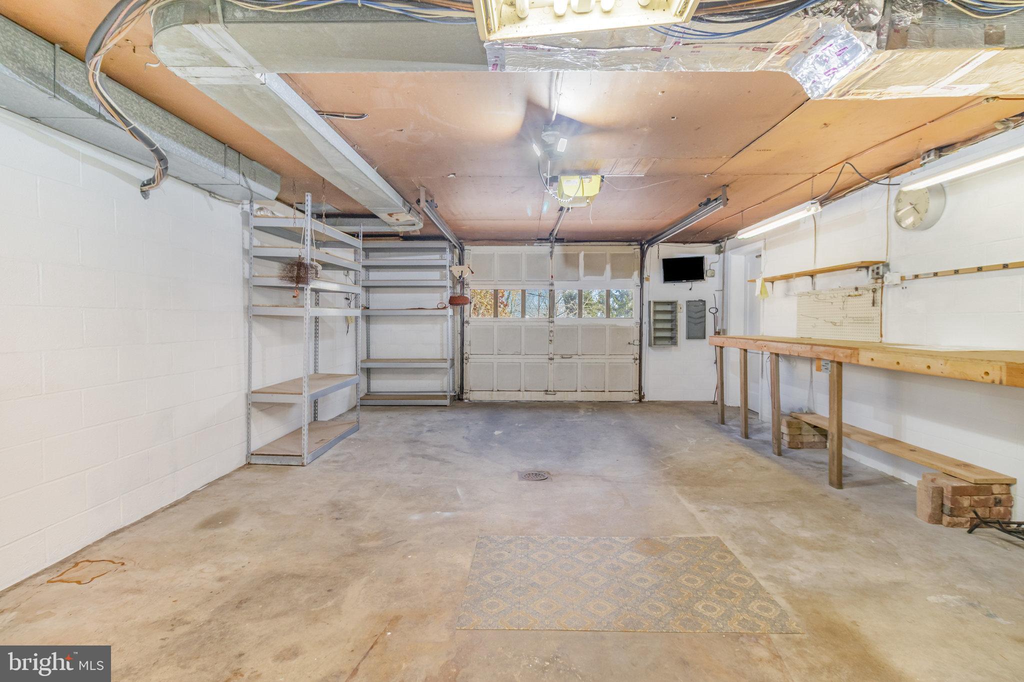 EAST HEMPFIELD TWP - Residential