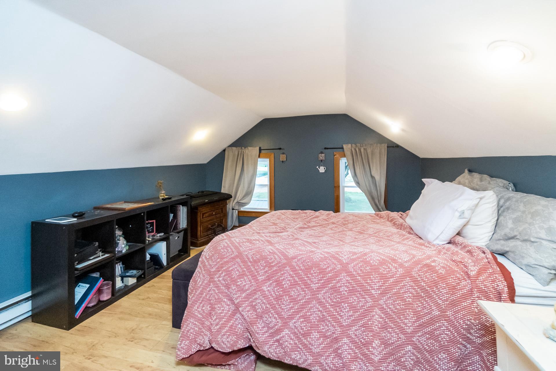 NONE AV AILBLE - Residential