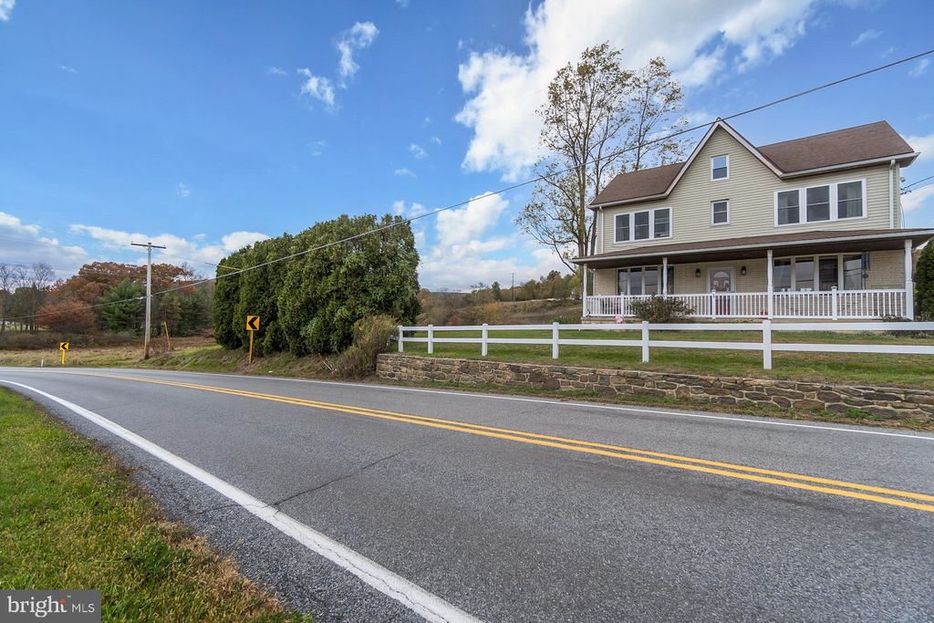 Photo of 1772 Mahoning Drive W, LEHIGHTON, PA 18235 (MLS # PACC2006856)