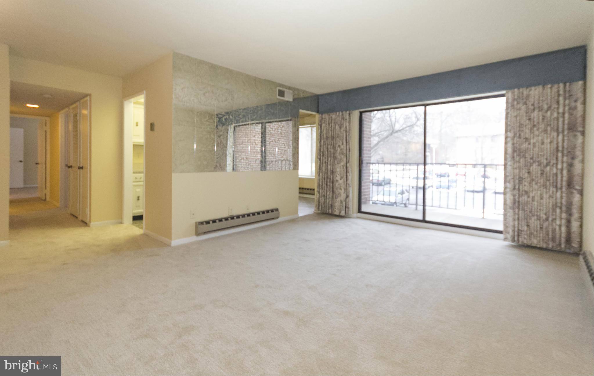 ROSSMOOR MUTUAL #19B - Residential Lease