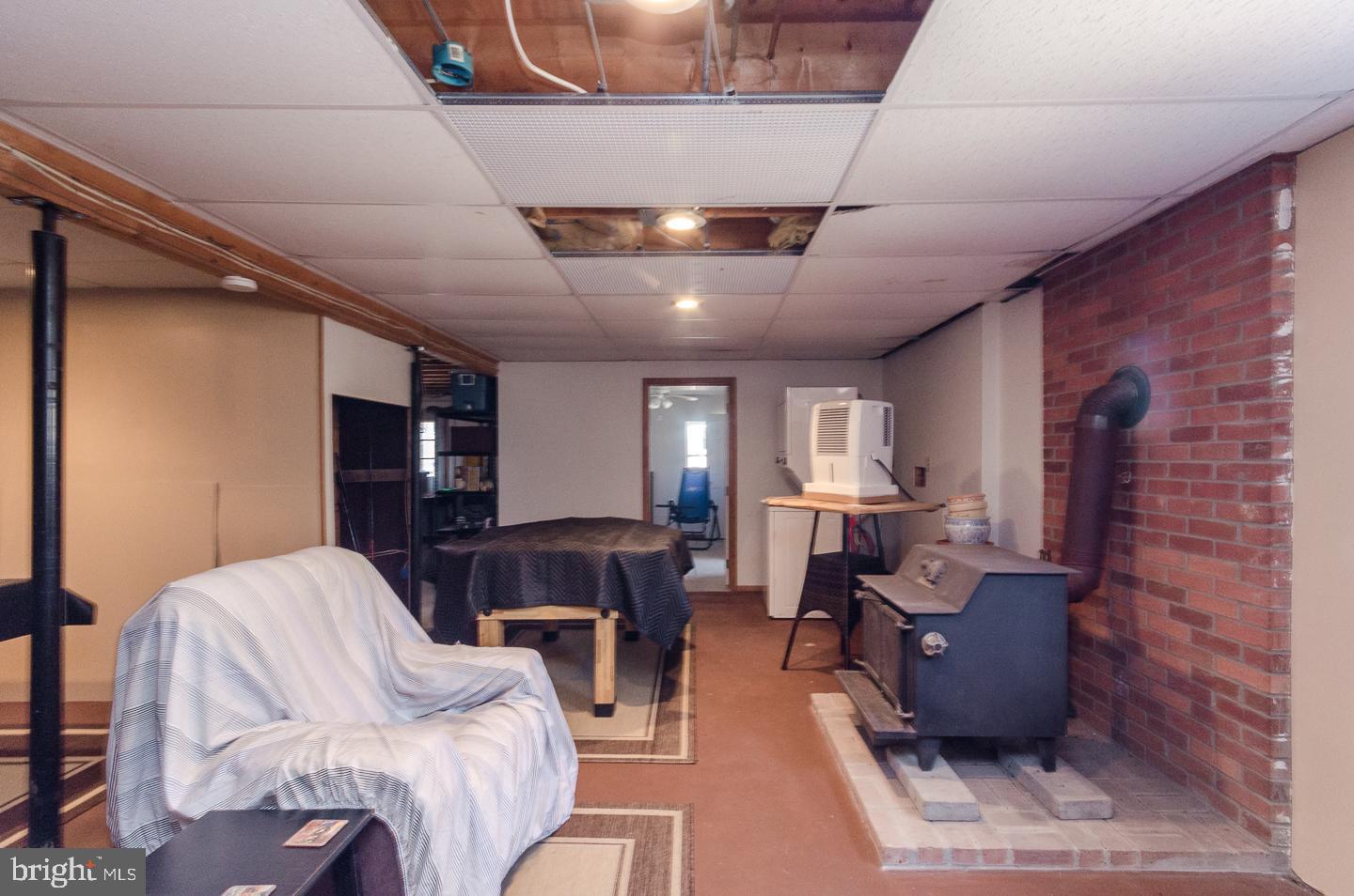 ROUSE MT - Residential