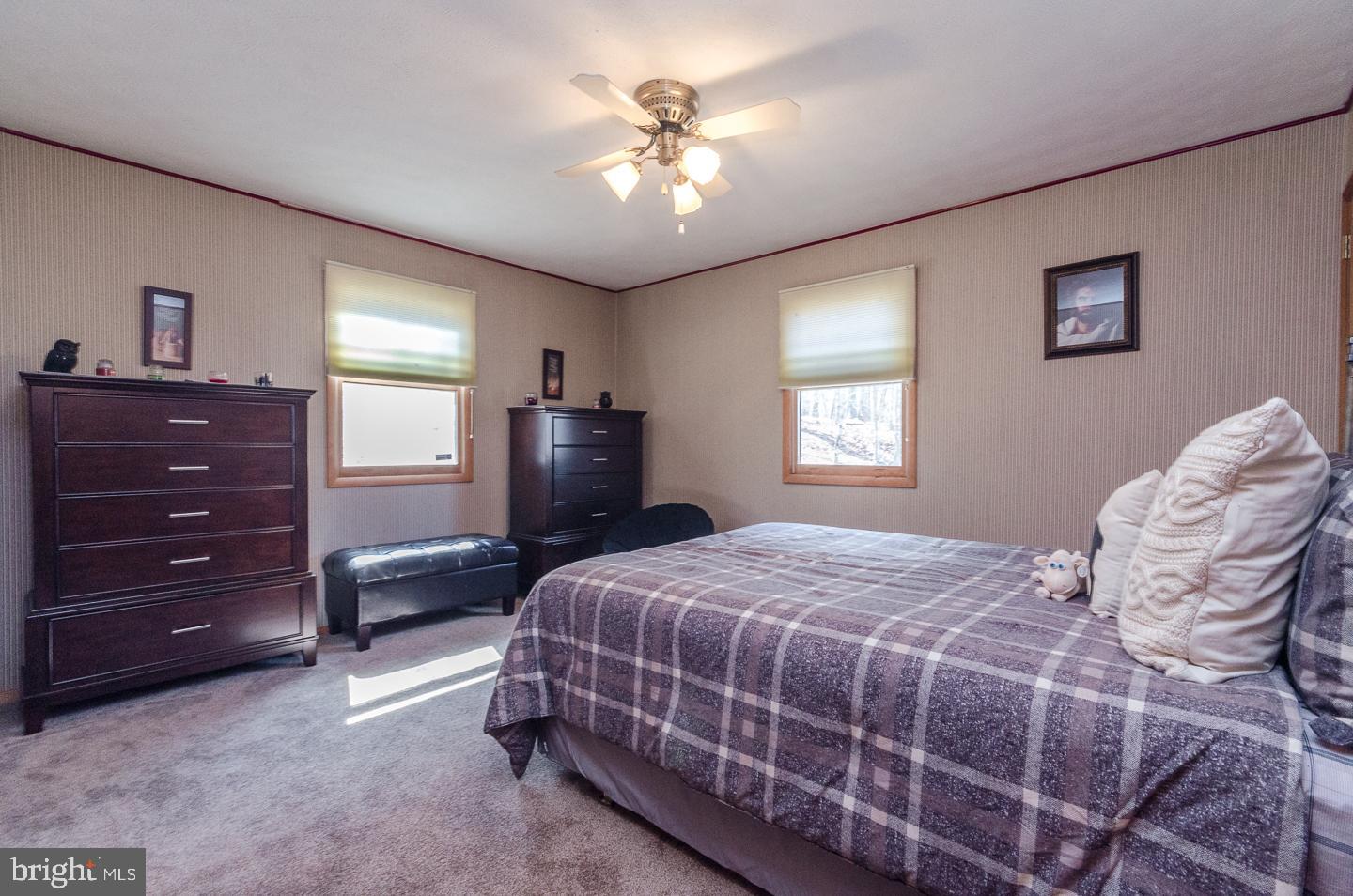 ROUSE MT - Residential