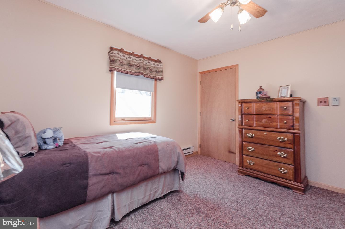 ROUSE MT - Residential