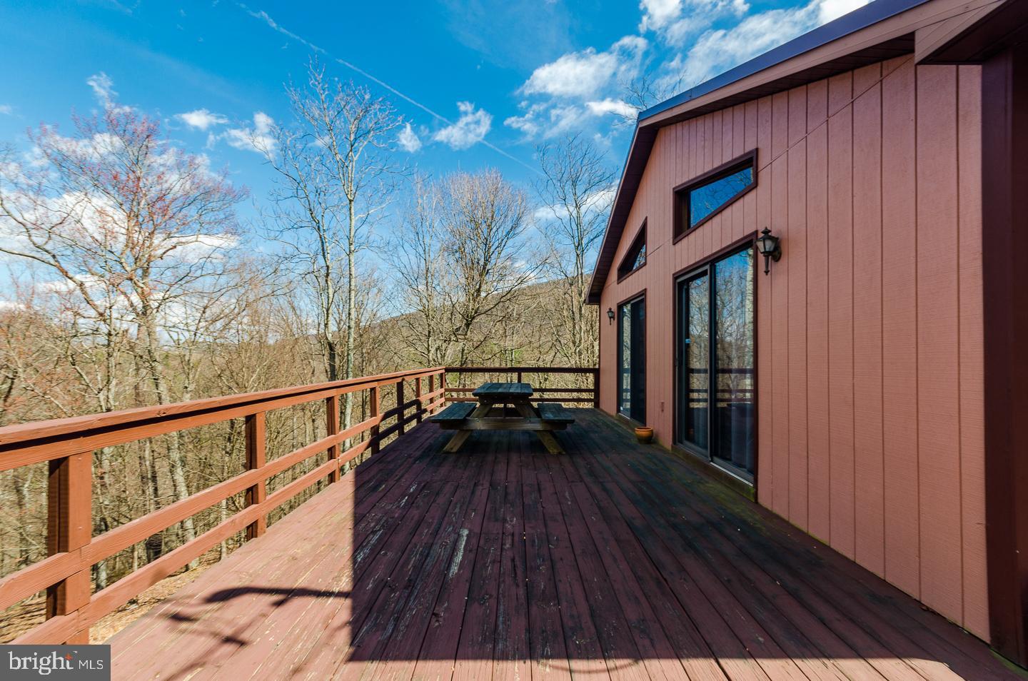 ROUSE MT - Residential