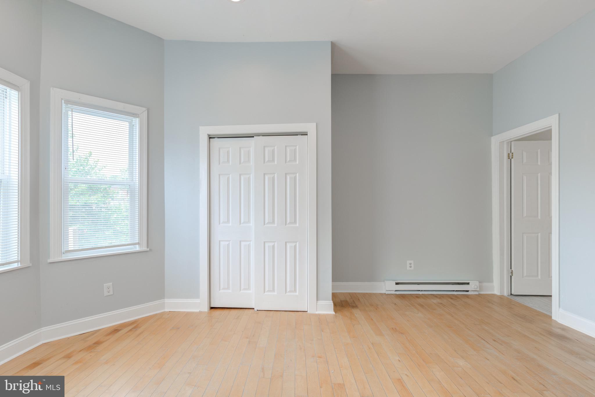 PHILADELPHIA (WEST) - Residential