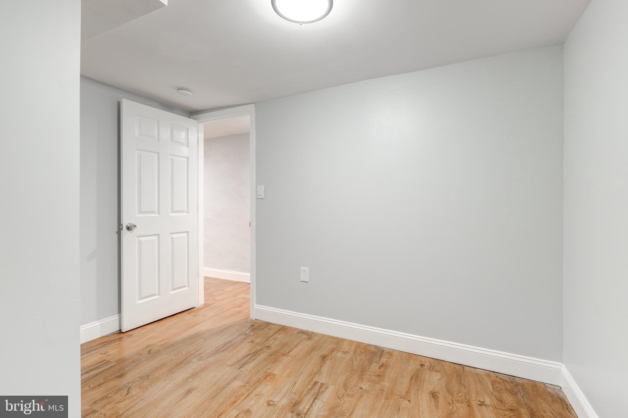 PHILADELPHIA (WEST) - Residential