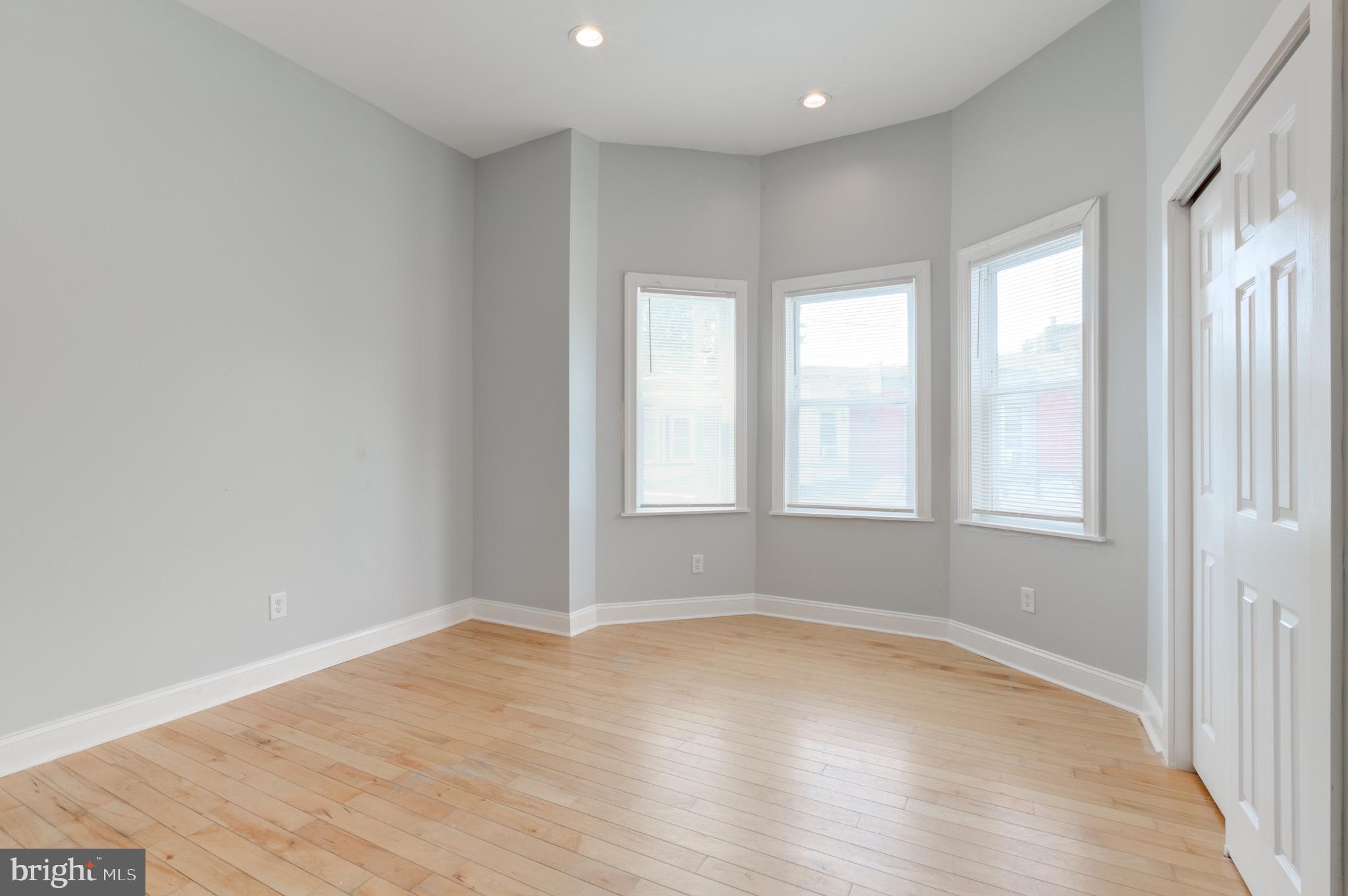 PHILADELPHIA (WEST) - Residential