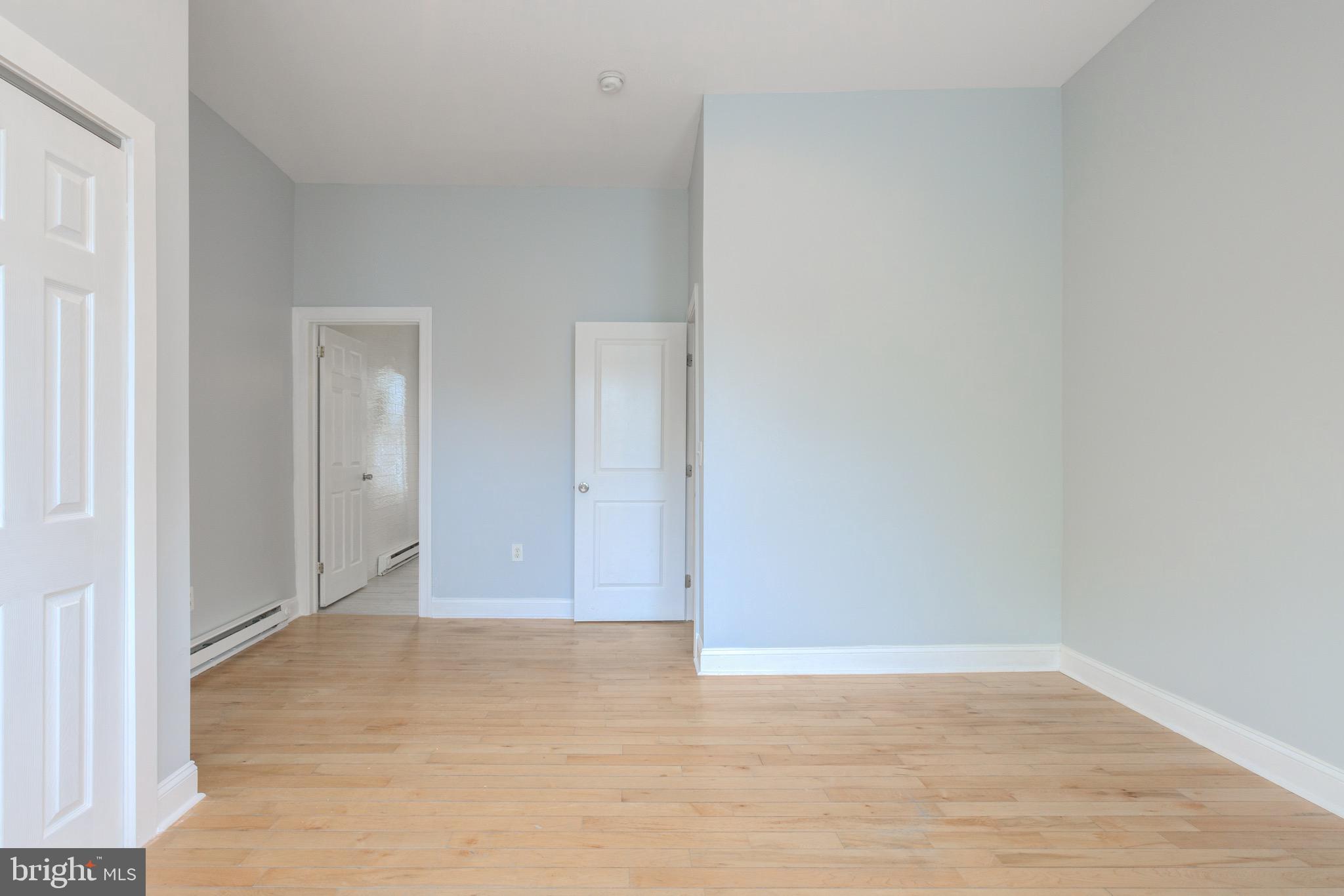 PHILADELPHIA (WEST) - Residential