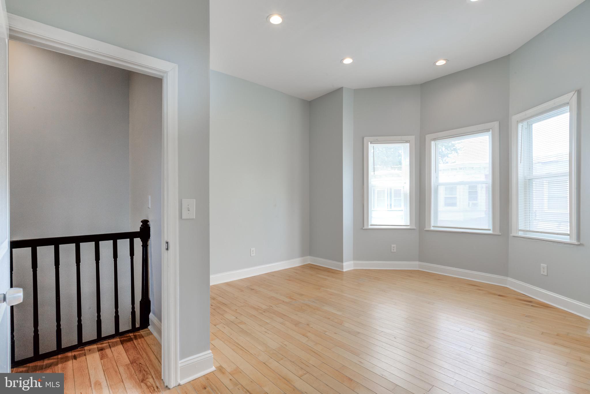 PHILADELPHIA (WEST) - Residential