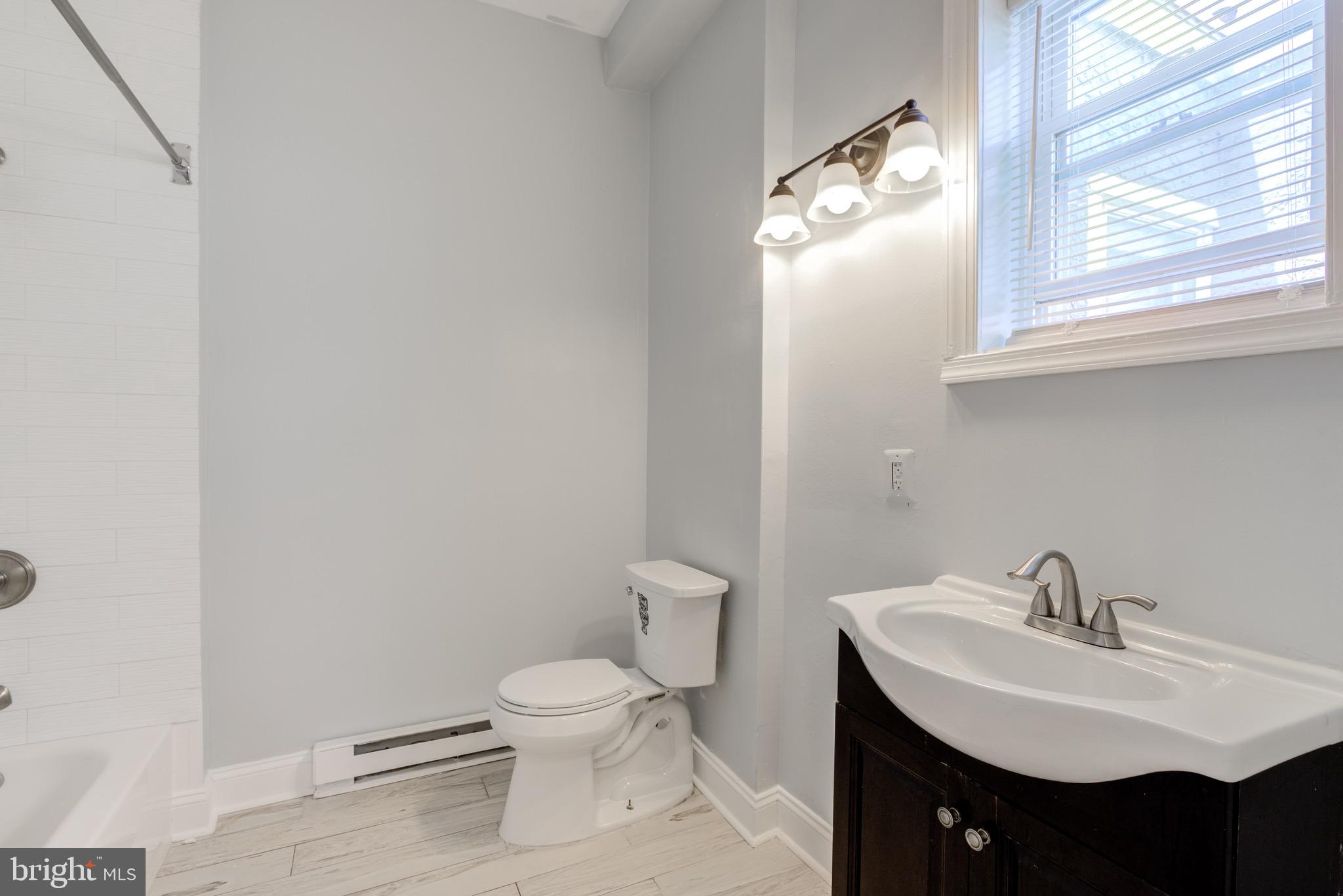 PHILADELPHIA (WEST) - Residential