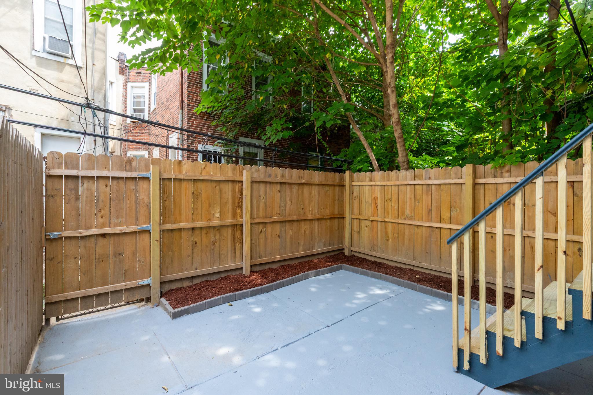 PHILADELPHIA (WEST) - Residential