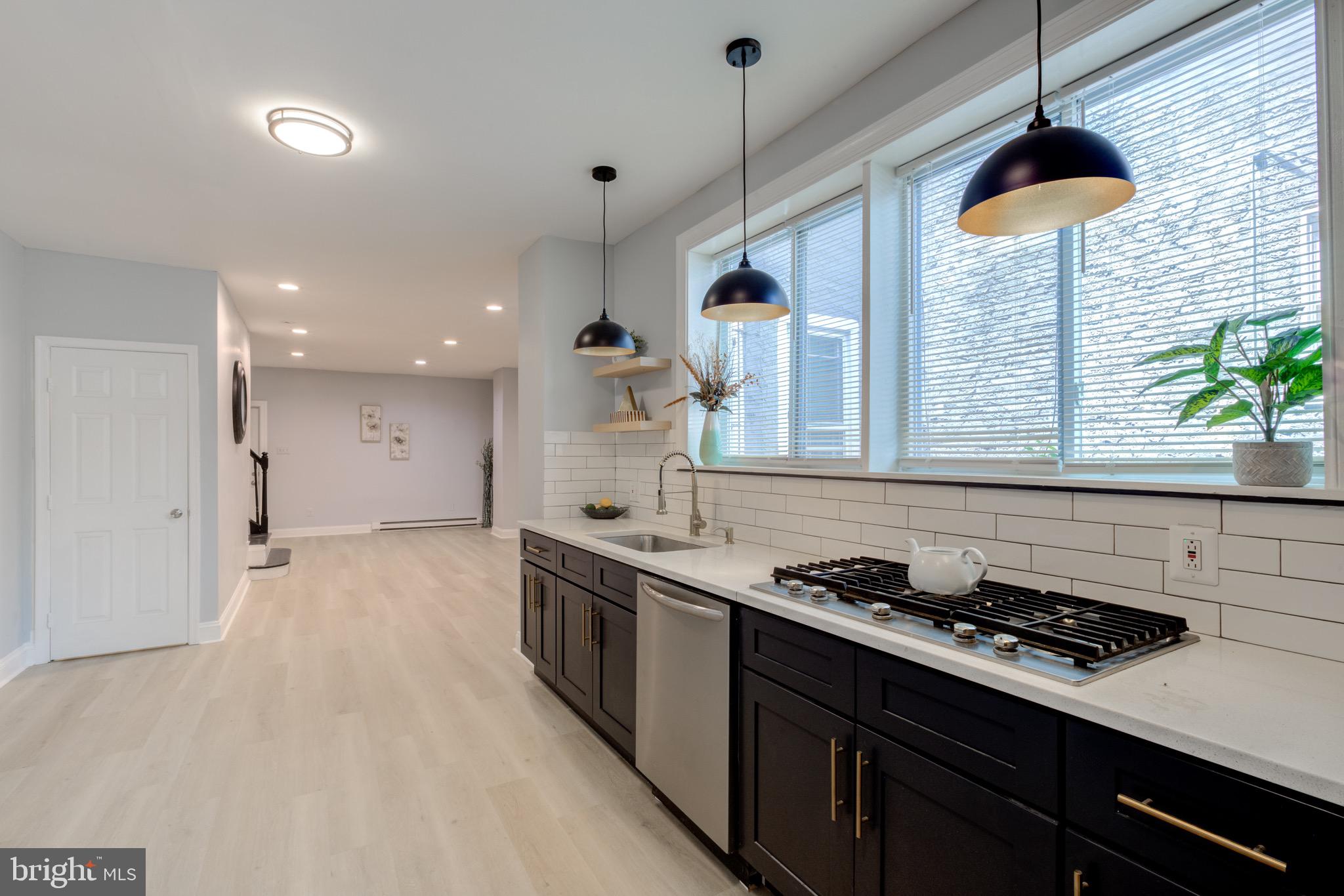 PHILADELPHIA (WEST) - Residential