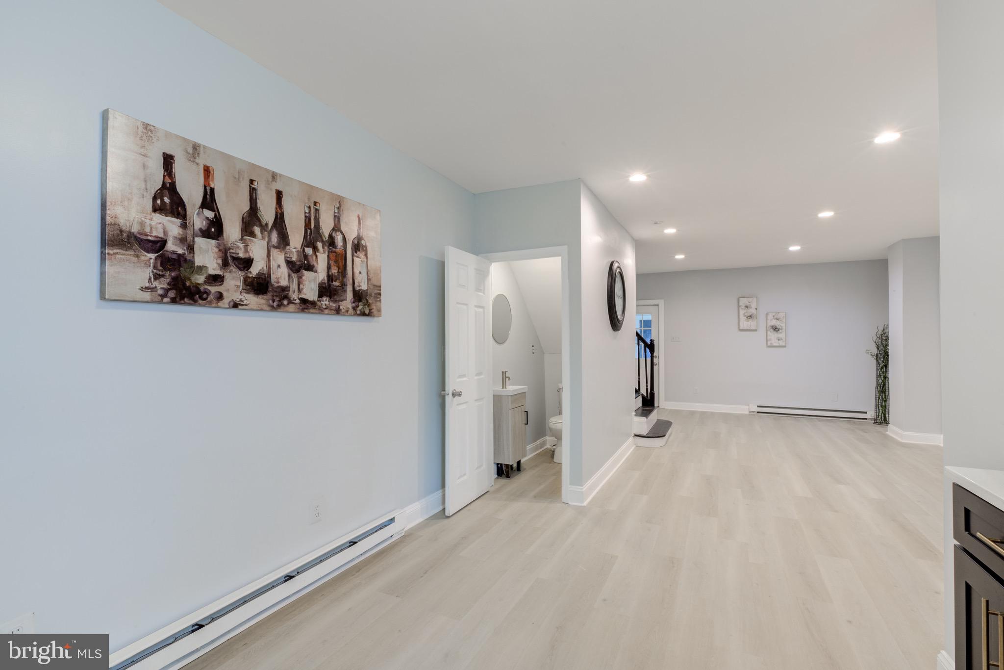 PHILADELPHIA (WEST) - Residential