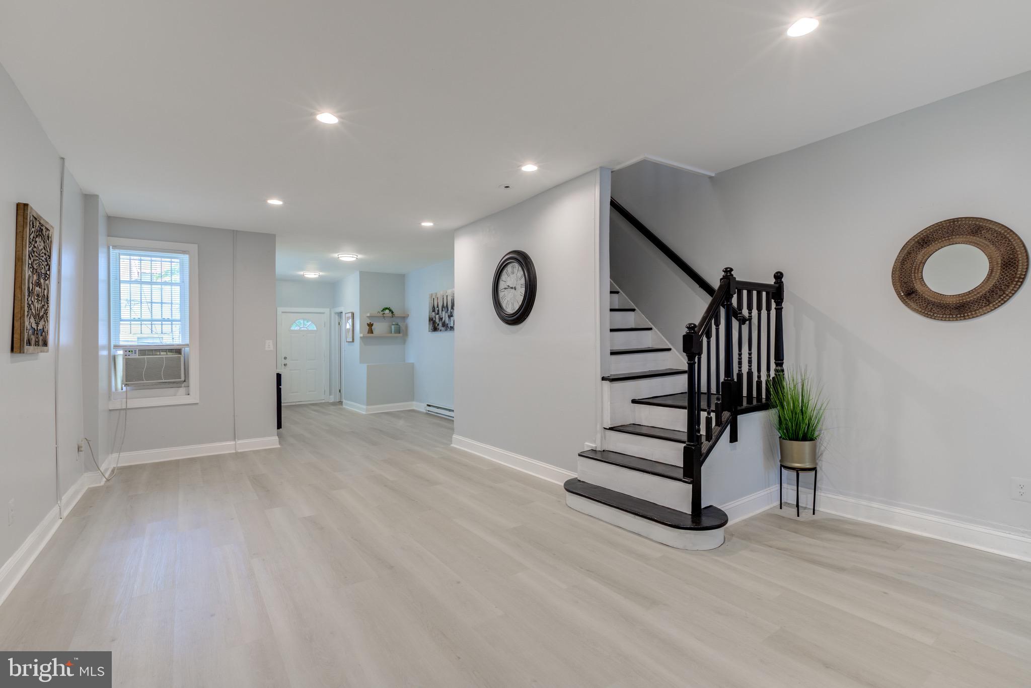 PHILADELPHIA (WEST) - Residential