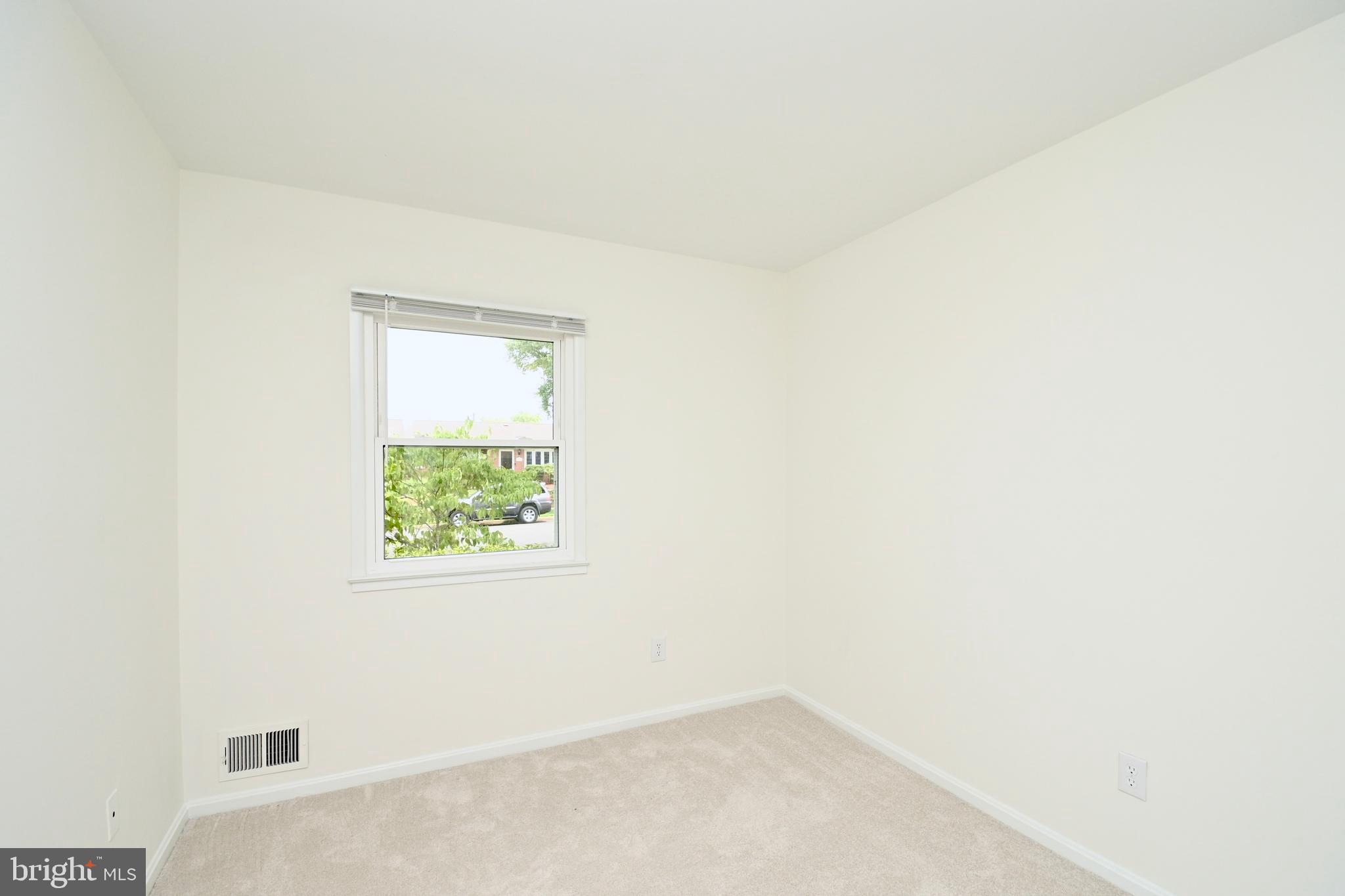 BROOKFIELD - Residential Lease