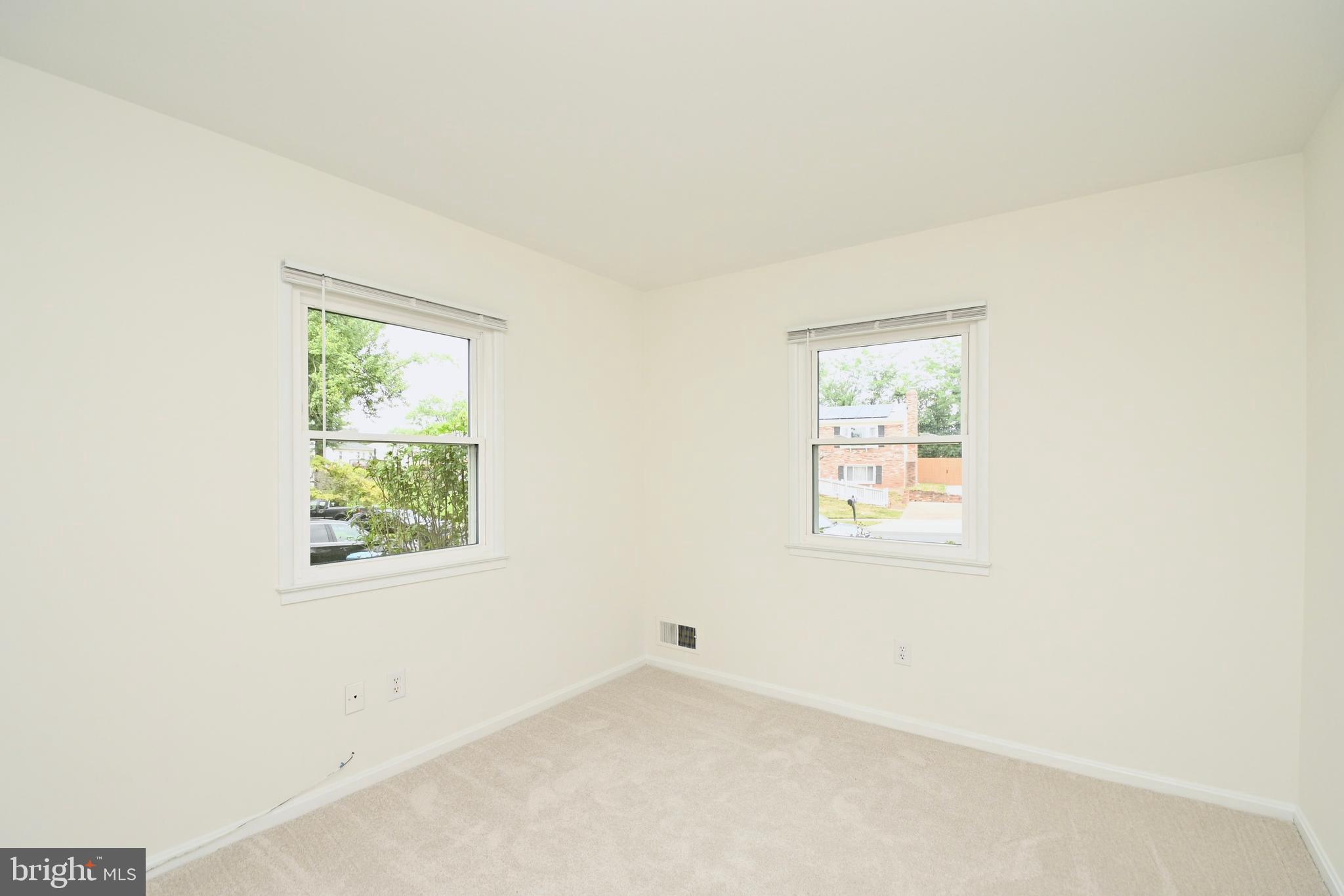 BROOKFIELD - Residential Lease