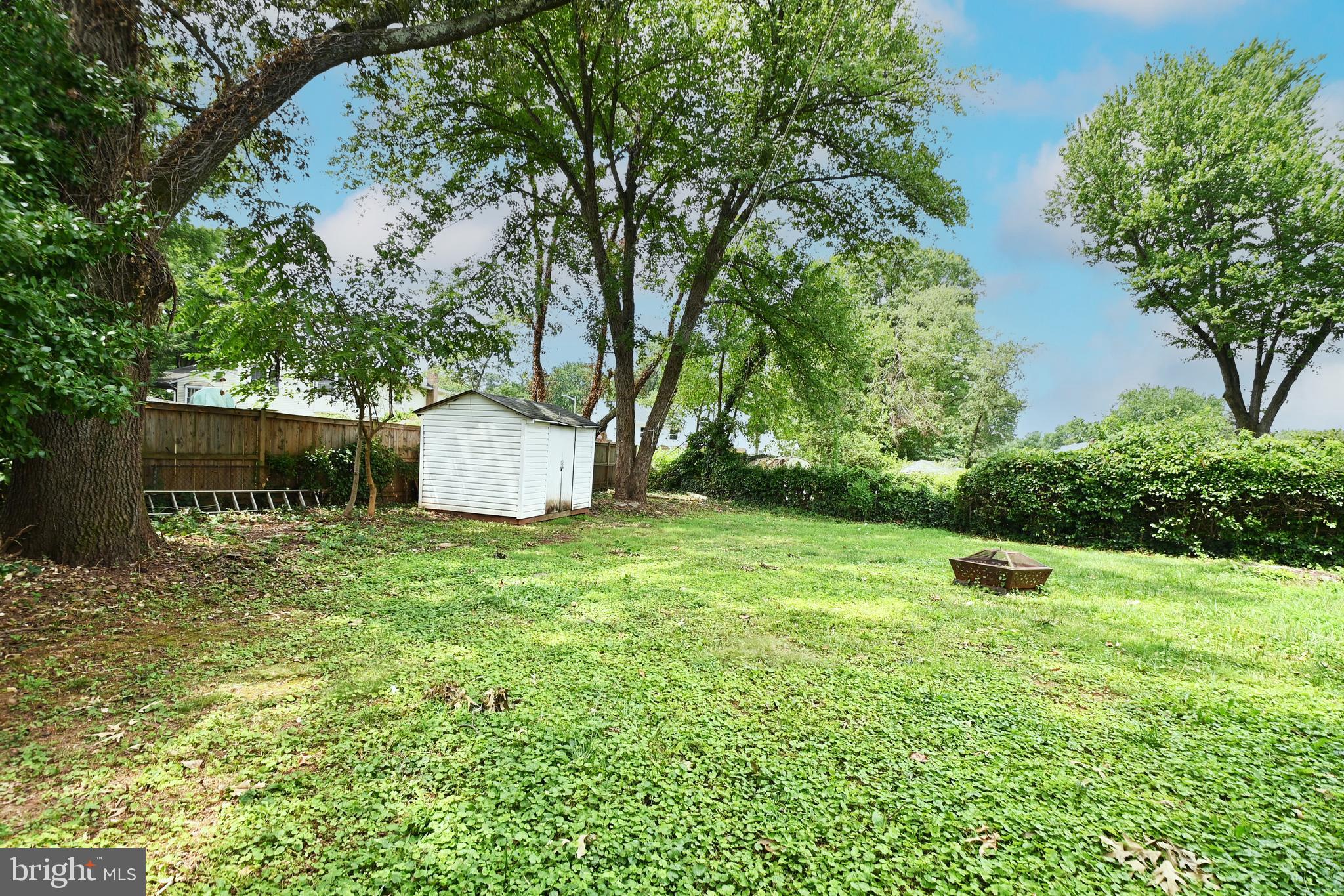 BROOKFIELD - Residential Lease