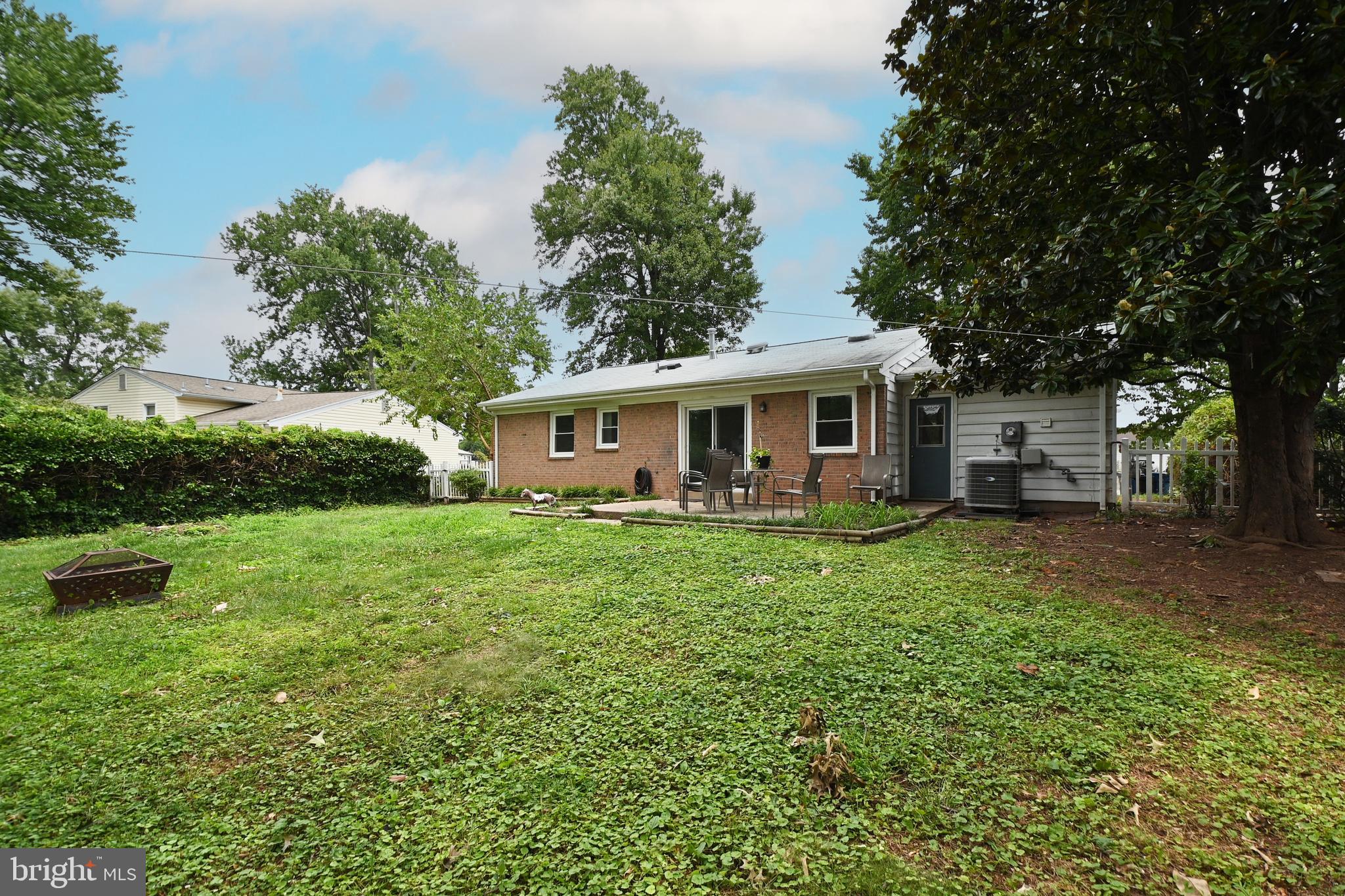 BROOKFIELD - Residential Lease