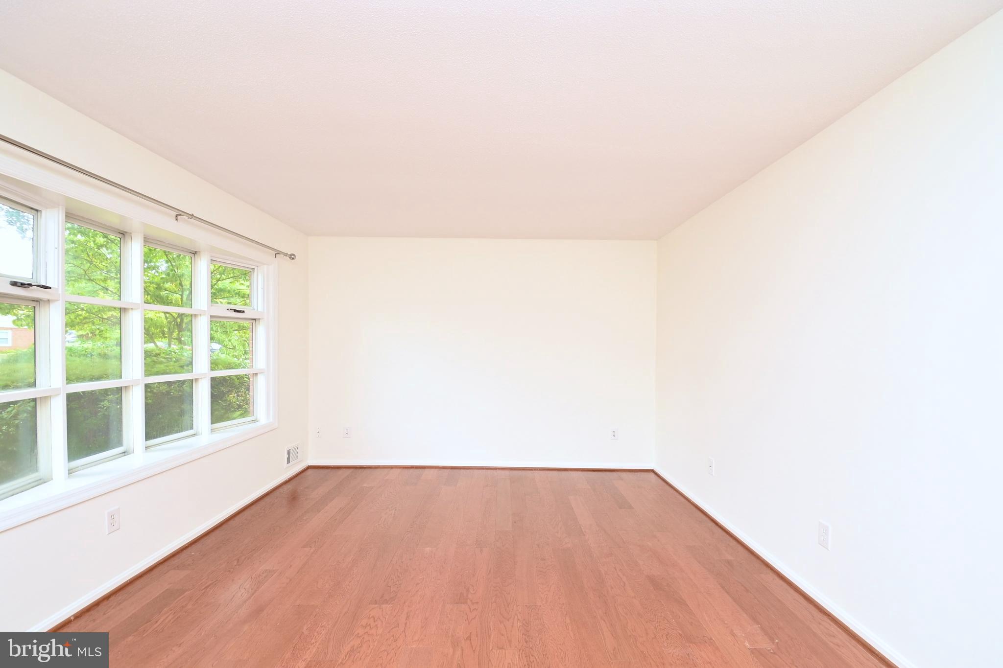 BROOKFIELD - Residential Lease