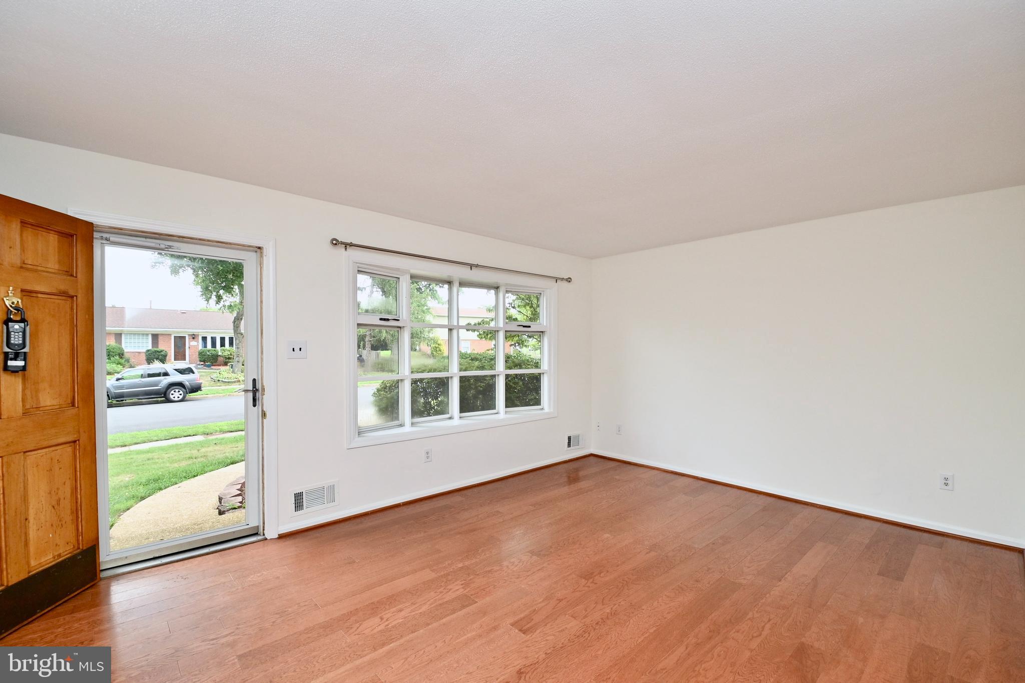 BROOKFIELD - Residential Lease