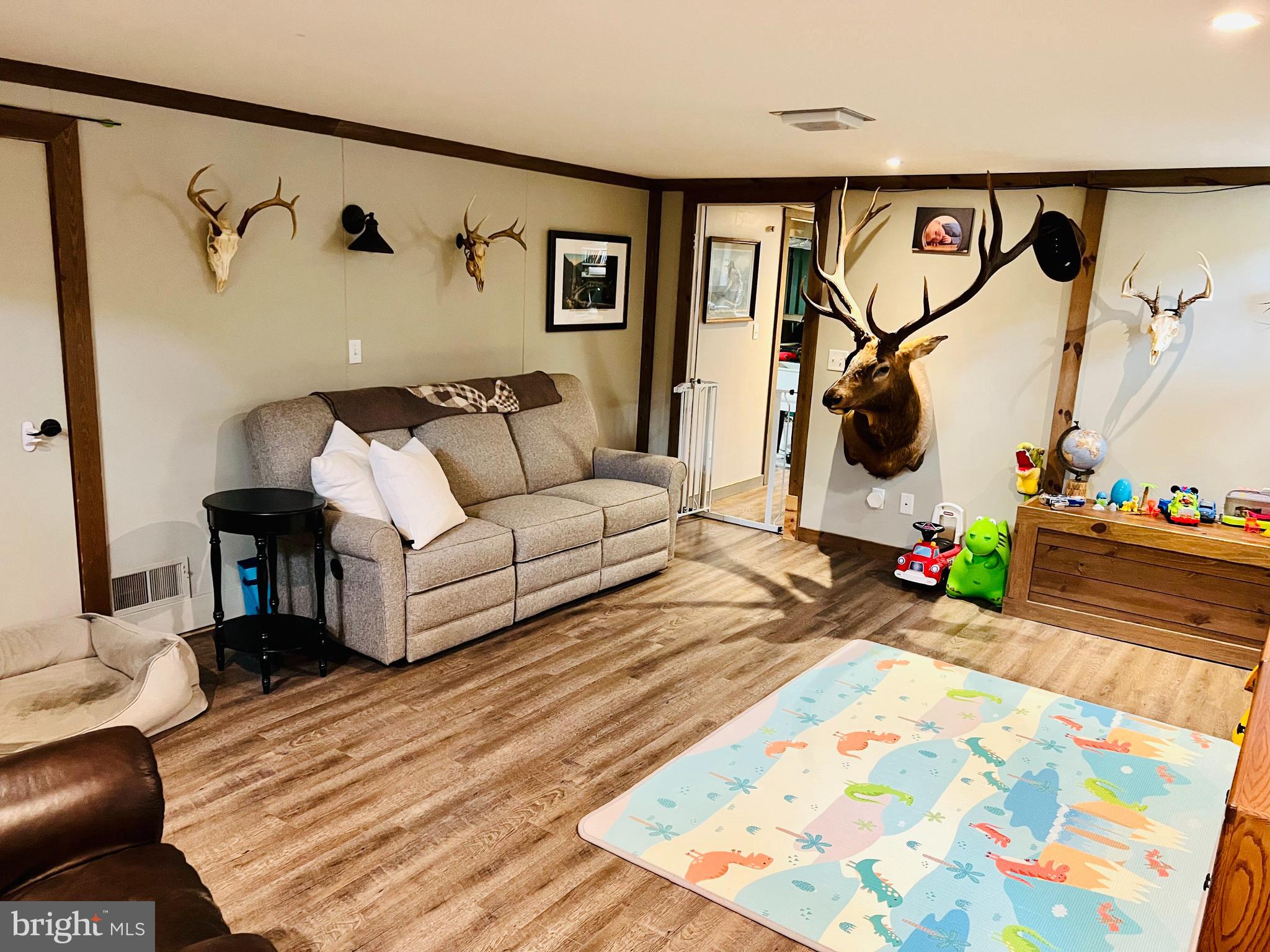 LAVALE GARDENS - Residential