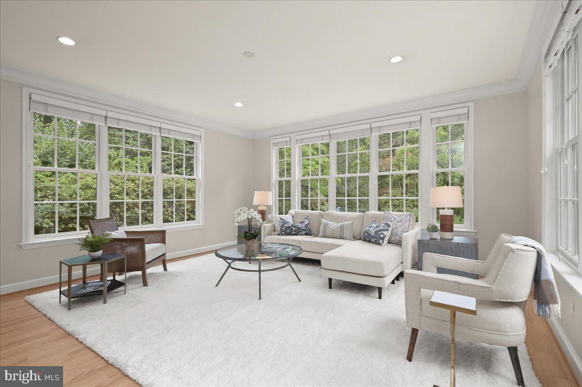 SUMNER - Residential